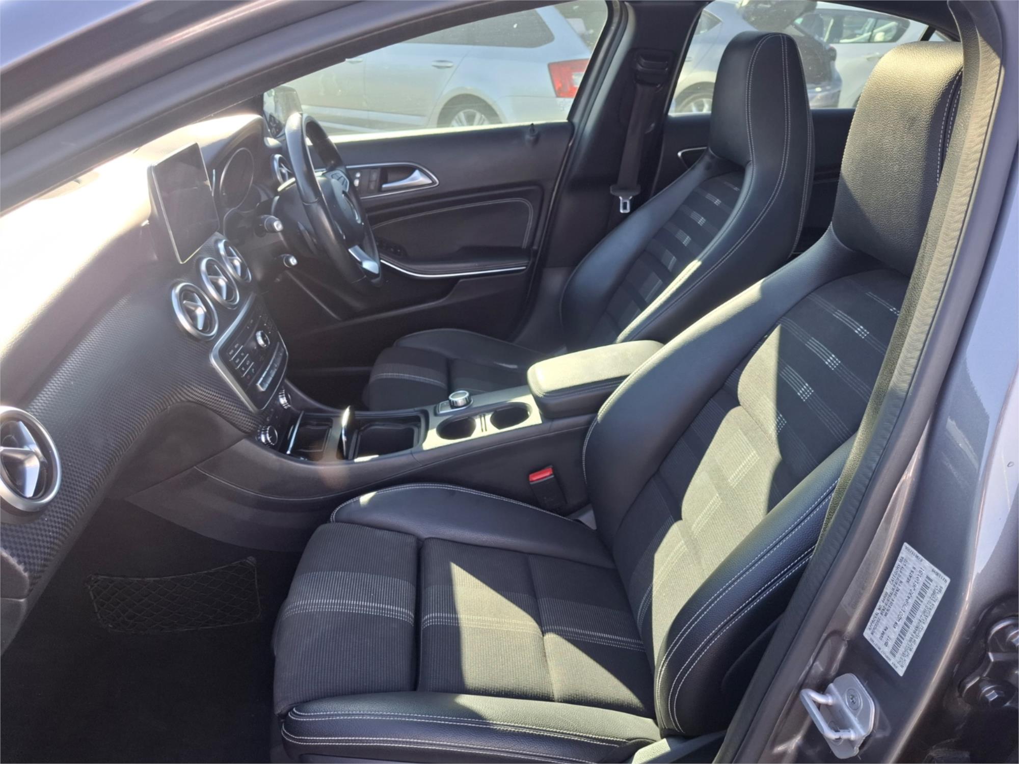 2017 MERCEDES-BENZ A200 176 MY17 7 SP AUTOMATIC 5D HATCHBACK