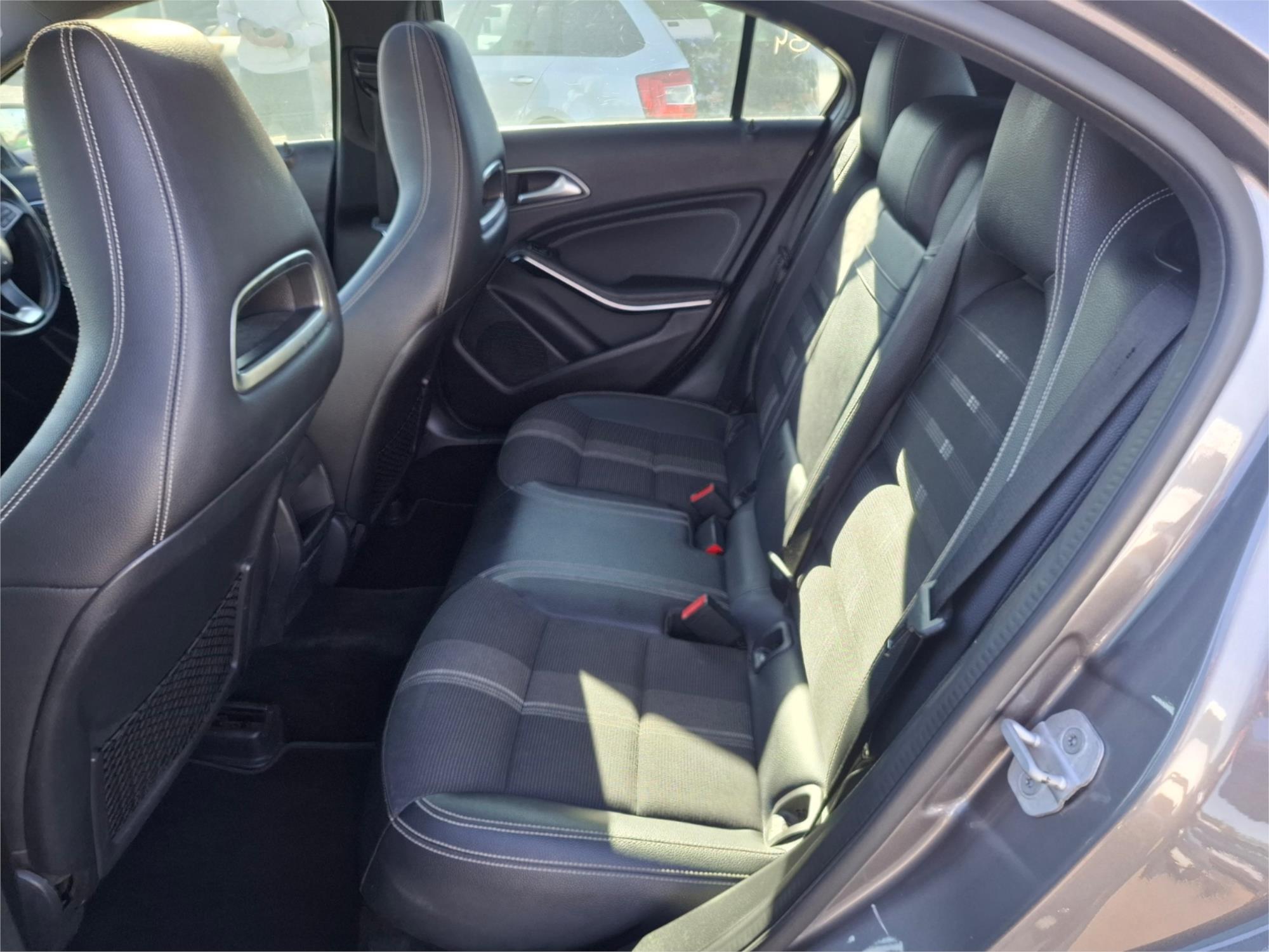 2017 MERCEDES-BENZ A200 176 MY17 7 SP AUTOMATIC 5D HATCHBACK