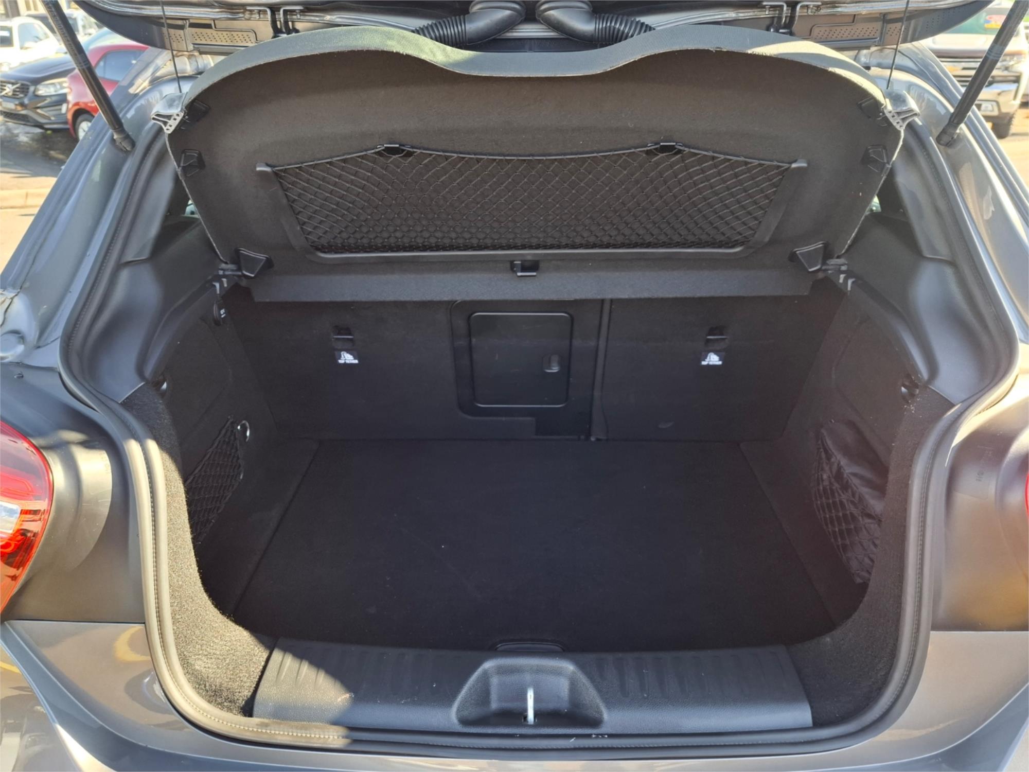 2017 MERCEDES-BENZ A200 176 MY17 7 SP AUTOMATIC 5D HATCHBACK