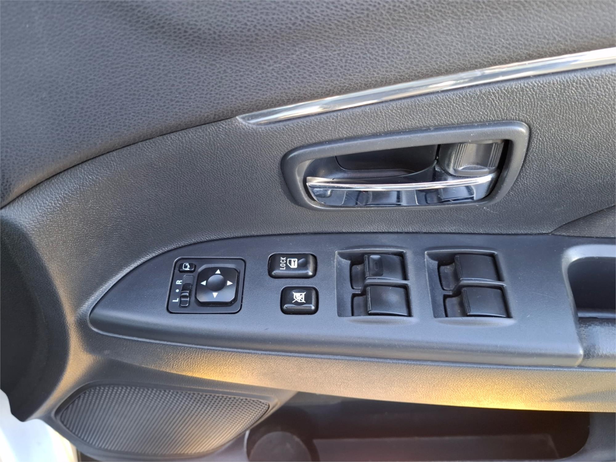 2018 MITSUBISHI ASX XC MY19 ES (2WD) CONTINUOUS VARIABLE 4D WAGON
