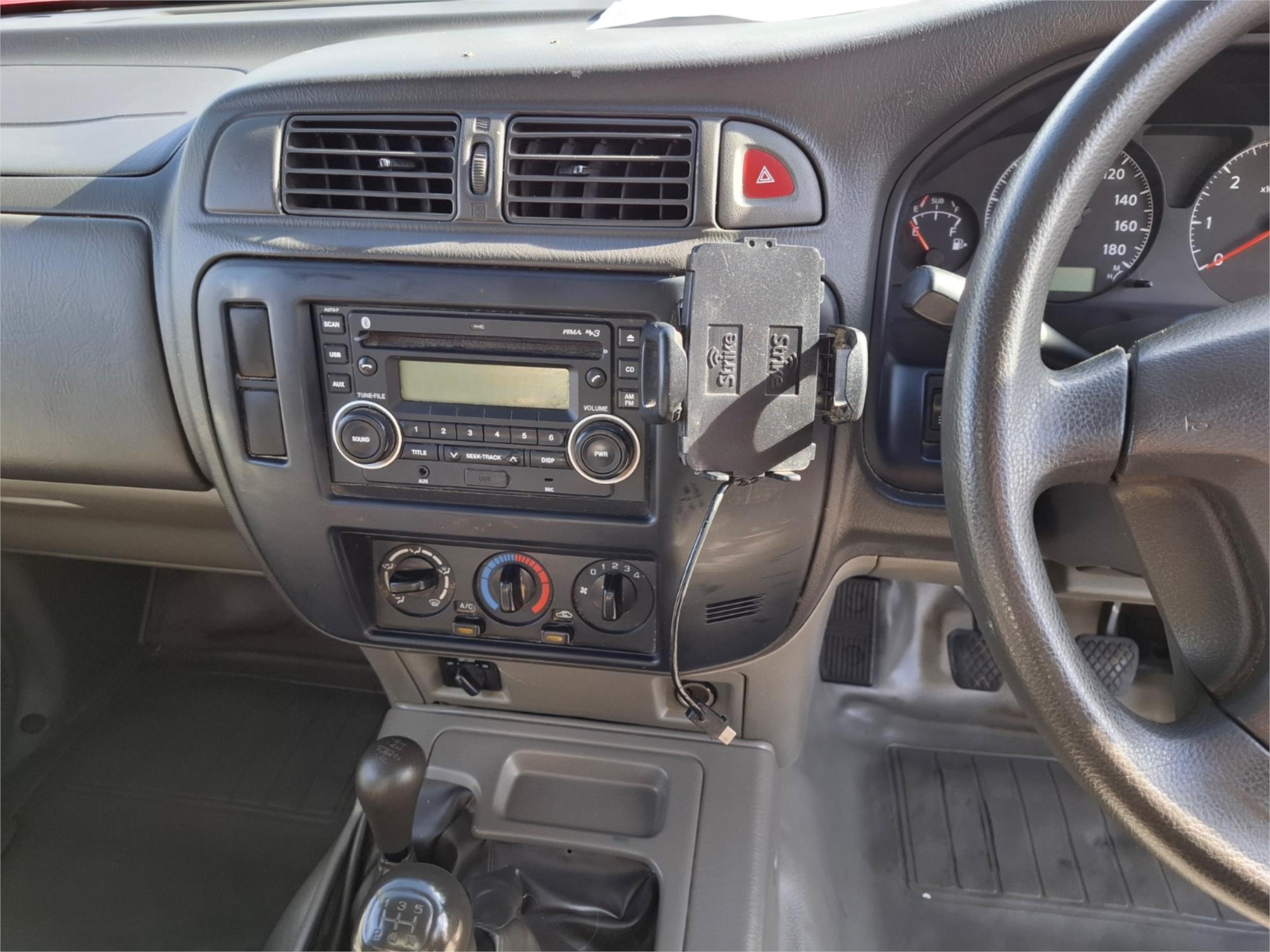 2014 NISSAN PATROL MY14 DX (4x4) 5 SP MANUAL LEAF C/CHAS