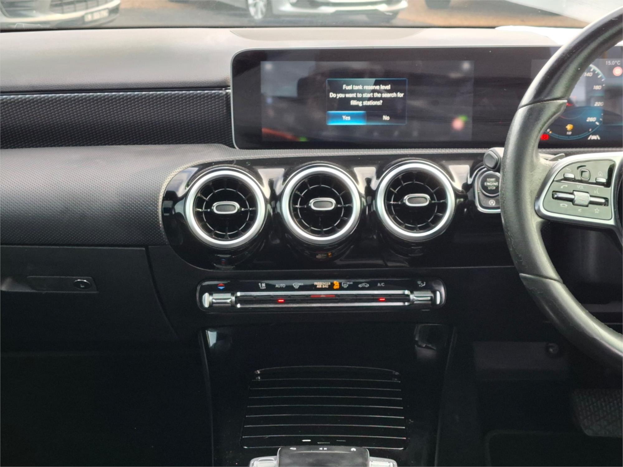 2018 MERCEDES-BENZ A200 176 MY18 7 SP AUTOMATIC 5D HATCHBACK