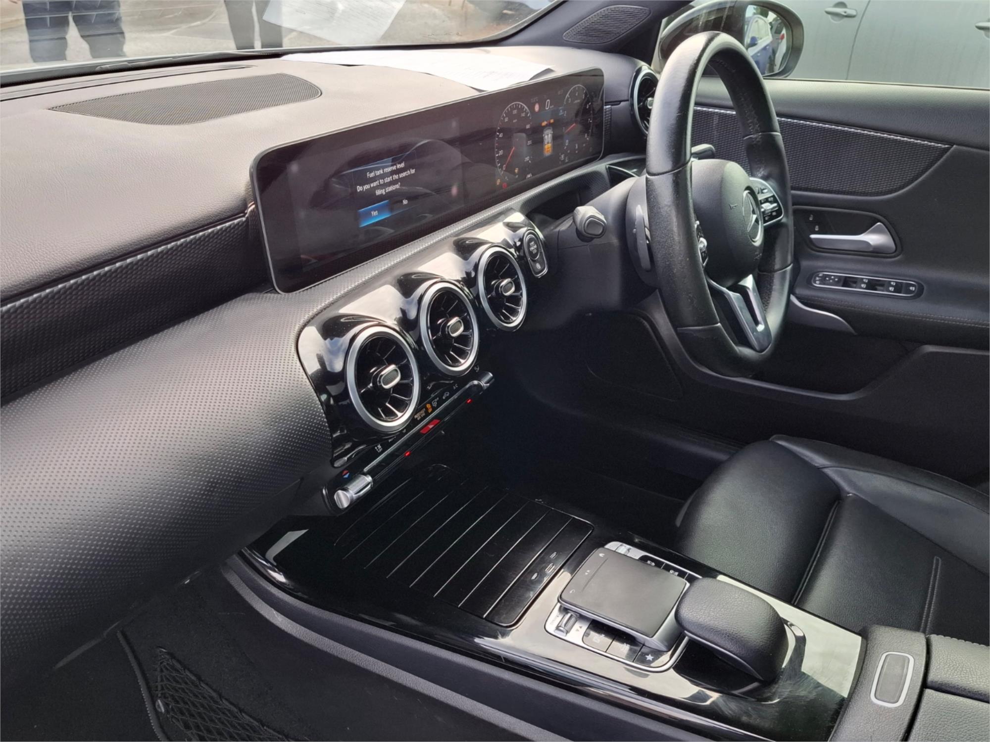 2018 MERCEDES-BENZ A200 176 MY18 7 SP AUTOMATIC 5D HATCHBACK