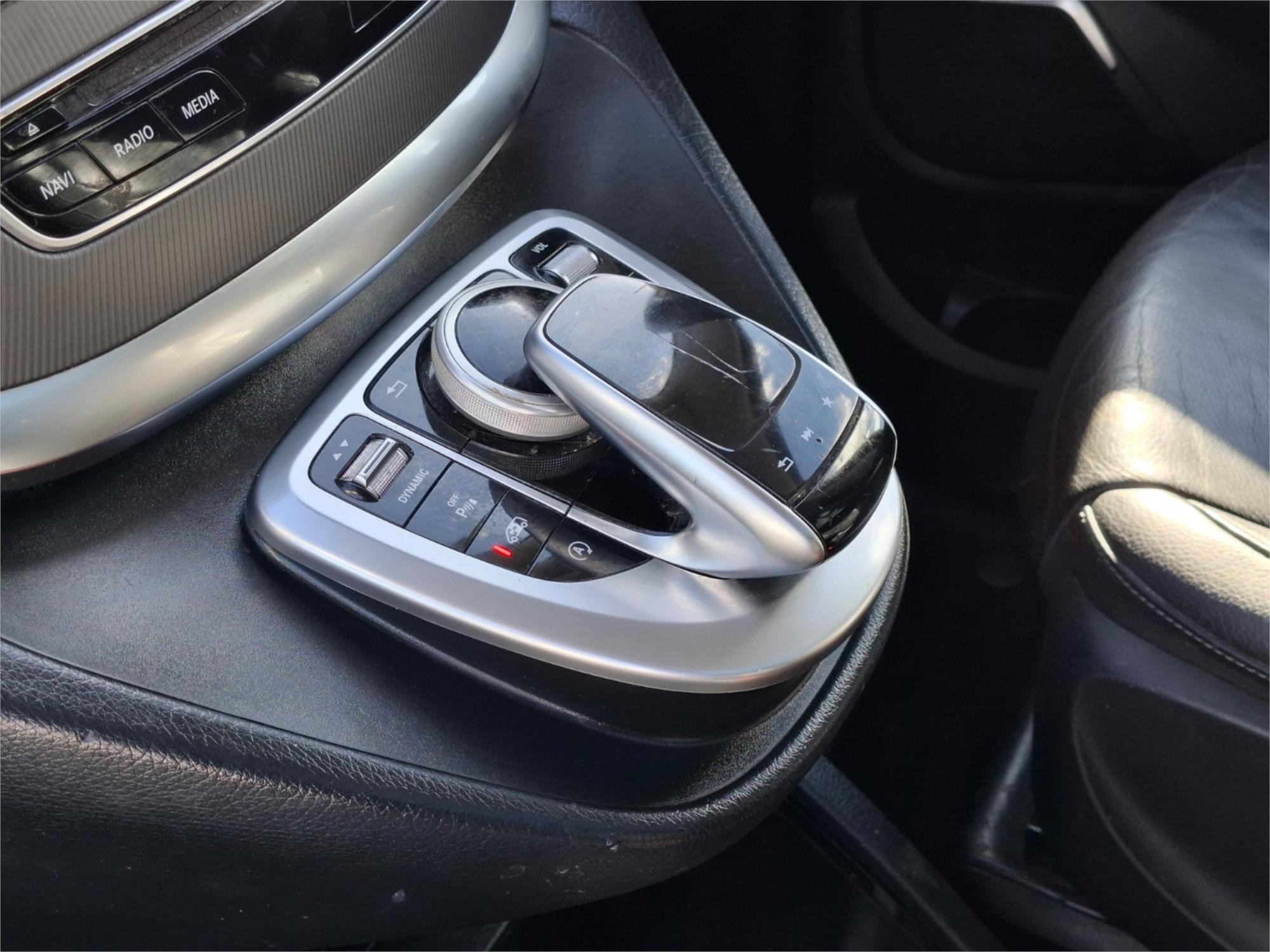 2018 MERCEDES-BENZ V 447 MY17 250 d AVANTGARDE MWB 7 SP AUTOMATIC 4D WAGON