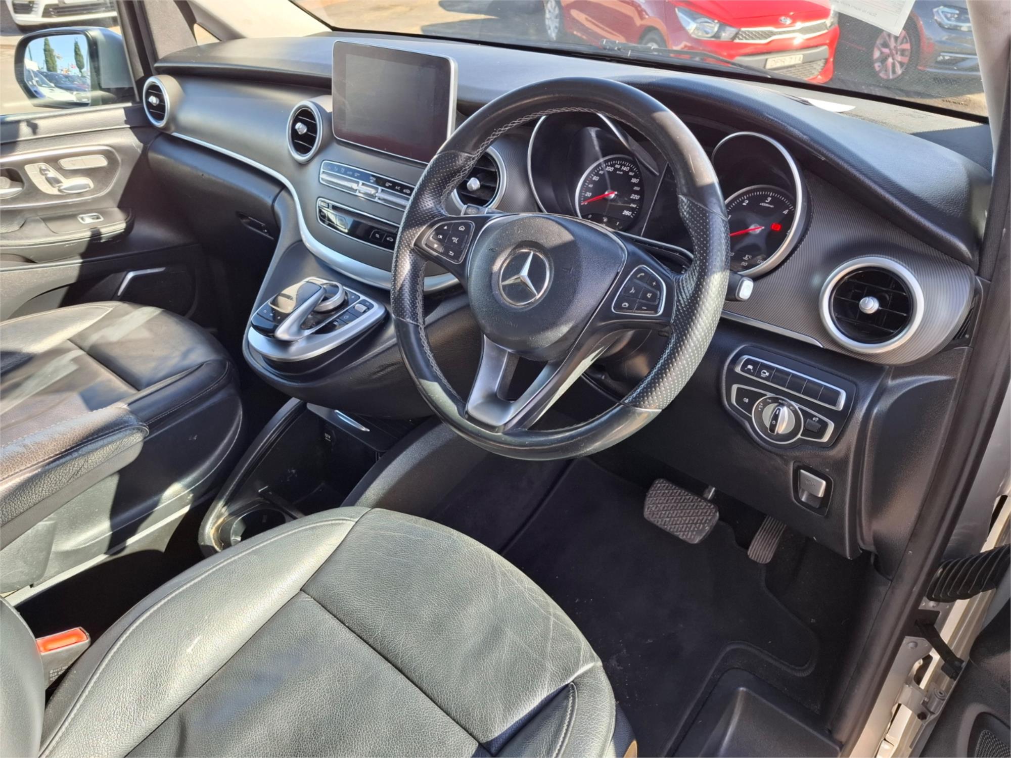 2018 MERCEDES-BENZ V 447 MY17 250 d AVANTGARDE MWB 7 SP AUTOMATIC 4D WAGON
