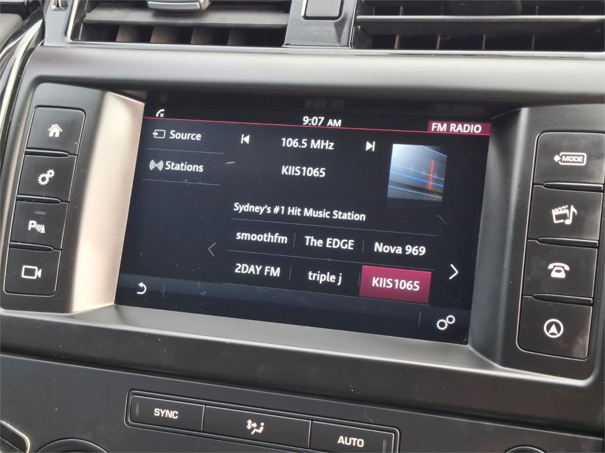 2017 LAND ROVER DISCOVERY MY17 TD6 SE 8 SP AUTOMATIC 4D WAGON