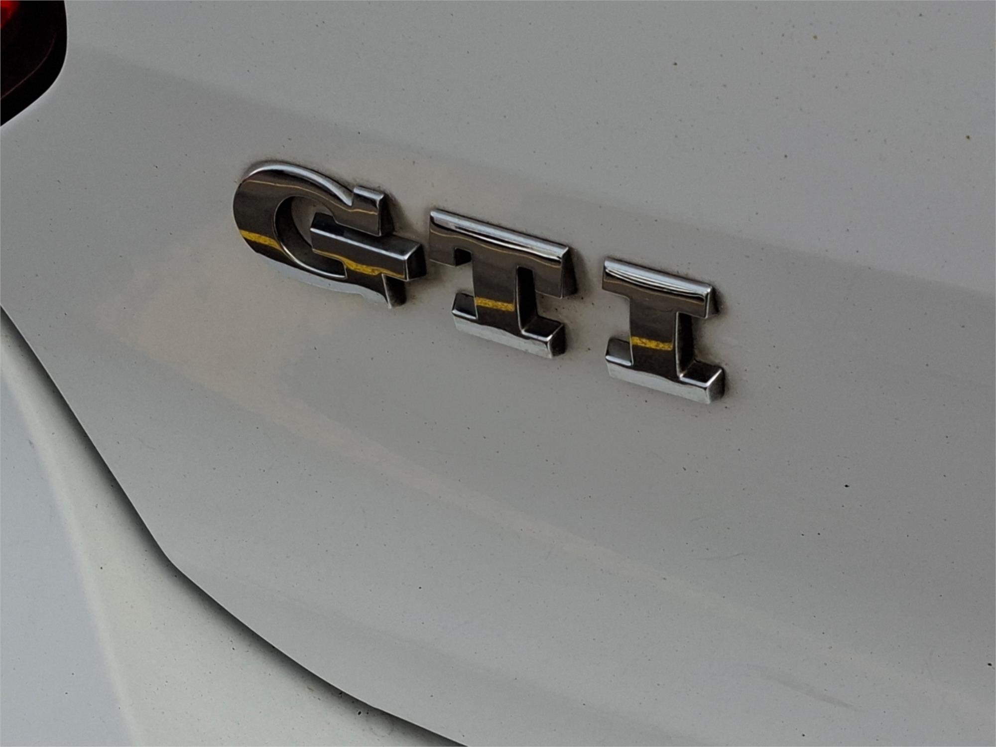 2011 VOLKSWAGEN POLO 6R MY11 GTI 7 SP AUTO DIRECT SHIFT 5D HATCHBACK