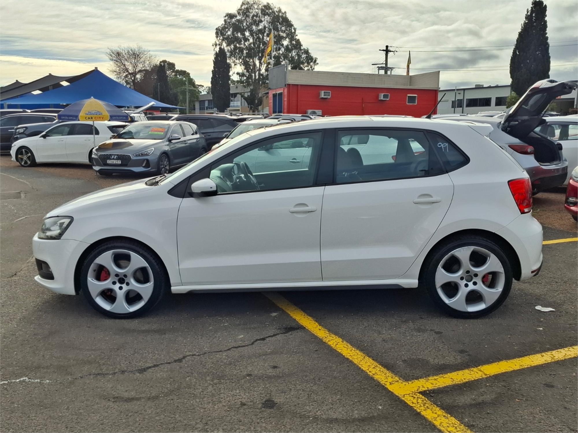 2011 VOLKSWAGEN POLO 6R MY11 GTI 7 SP AUTO DIRECT SHIFT 5D HATCHBACK