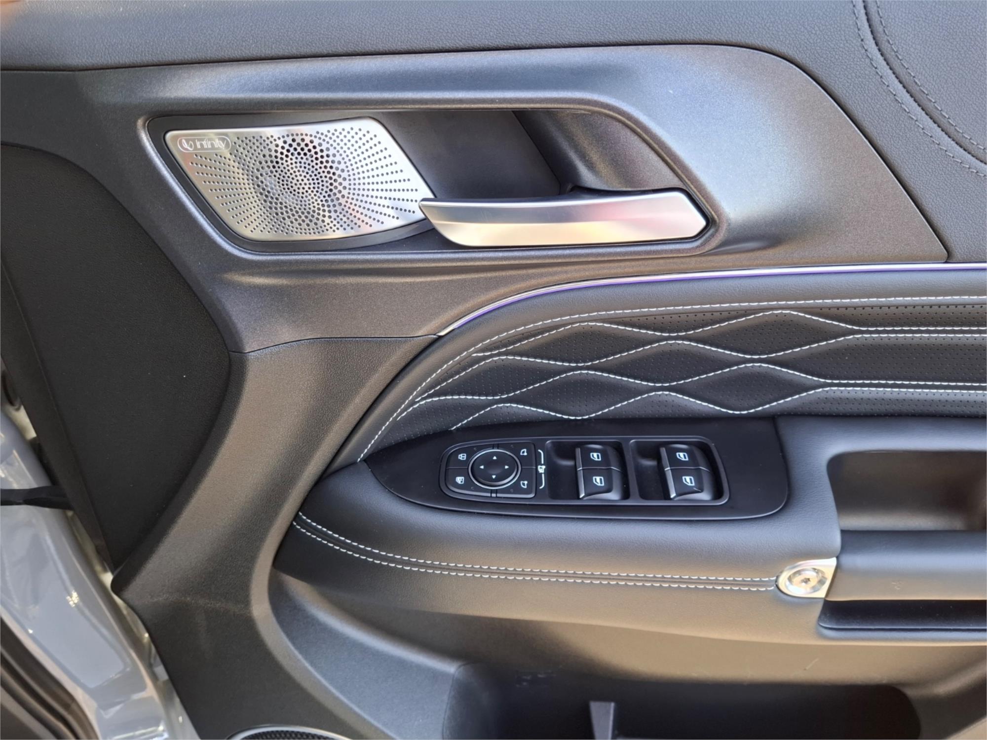 2023 GWM TANK 300 ULTRA PETROL 8 SP AUTOMATIC 4D WAGON