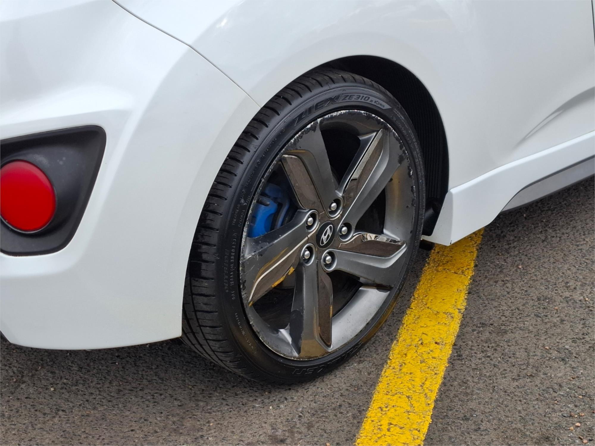 2014 HYUNDAI VELOSTER FS3 SR TURBO 6 SP MANUAL 3D COUPE