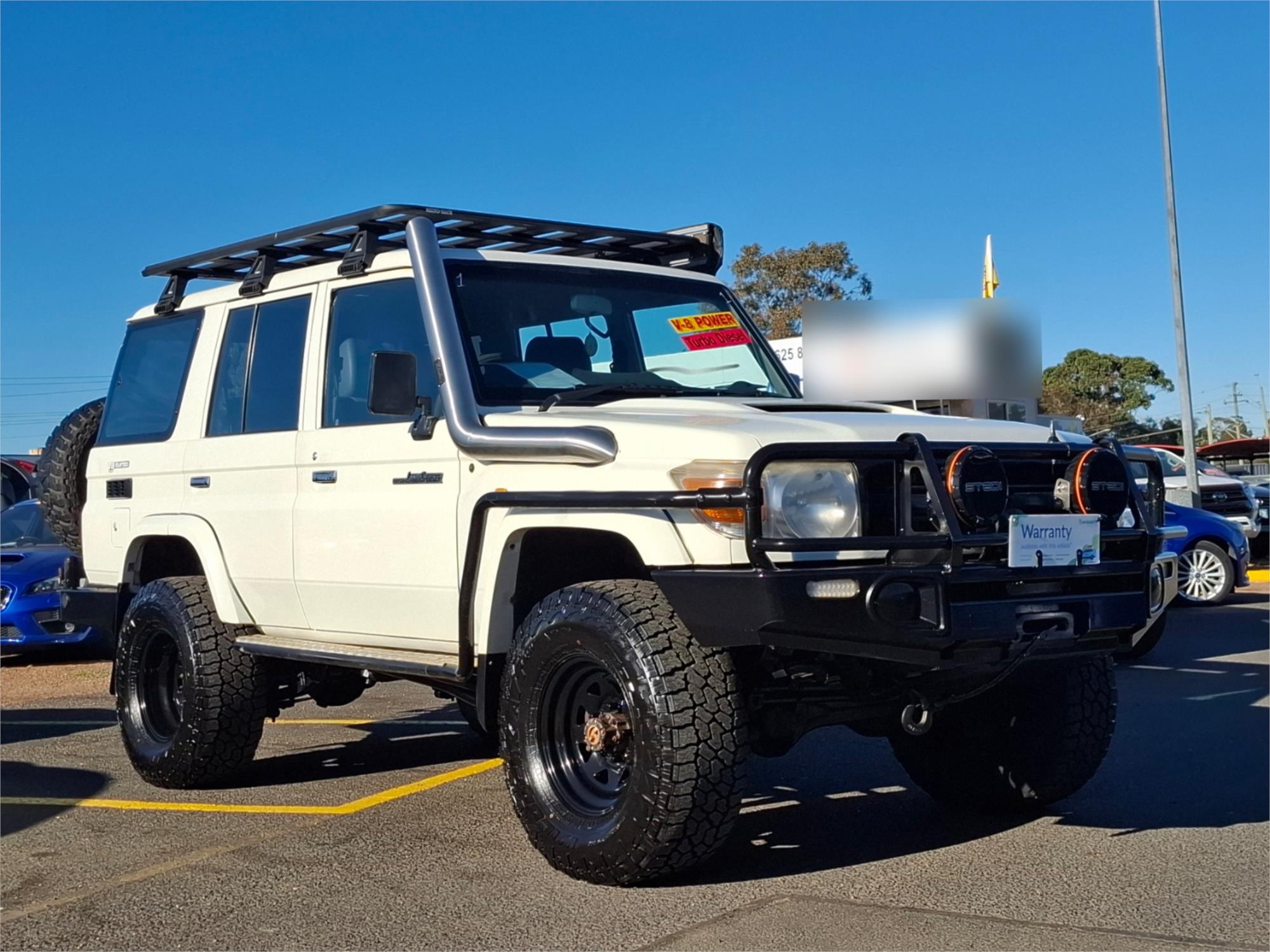 2012 TOYOTA LANDCRUISER VDJ76R 09 UPGRADE WORKMATE (4x4) 5 SP MANUAL 4D WAGON