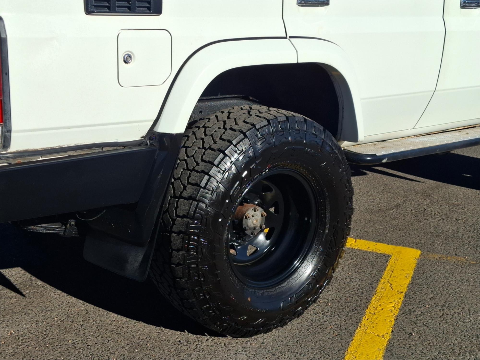 2012 TOYOTA LANDCRUISER VDJ76R 09 UPGRADE WORKMATE (4x4) 5 SP MANUAL 4D WAGON
