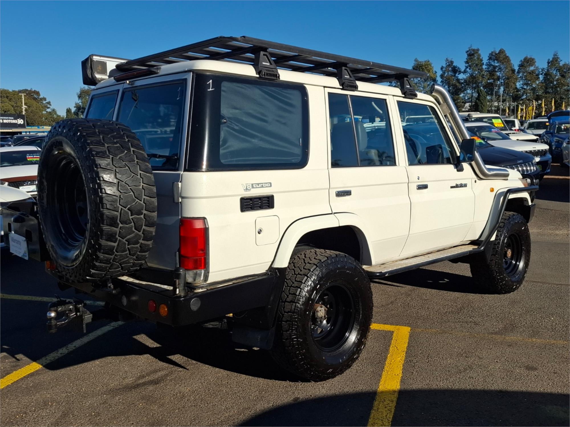 2012 TOYOTA LANDCRUISER VDJ76R 09 UPGRADE WORKMATE (4x4) 5 SP MANUAL 4D WAGON