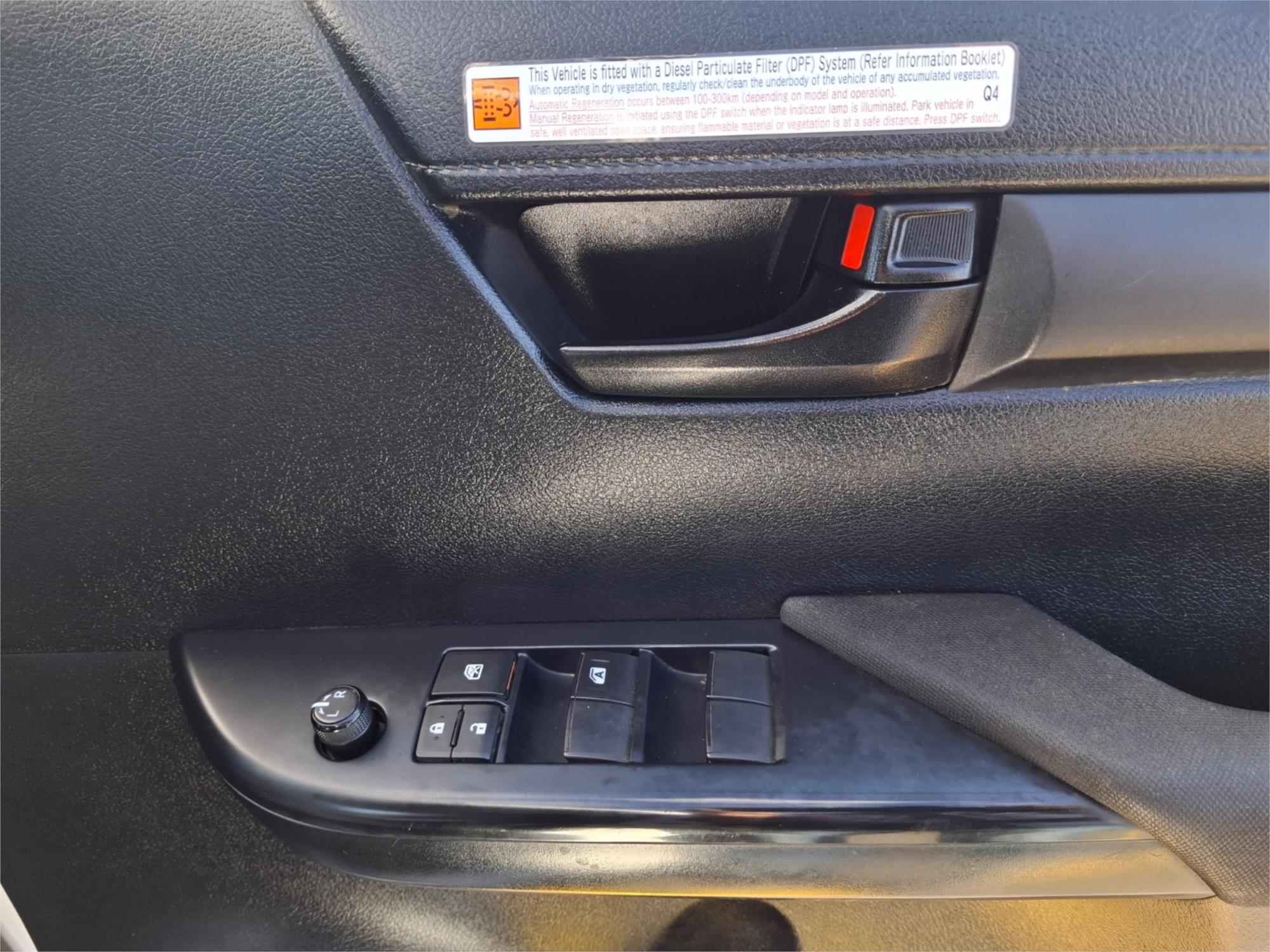 2023 TOYOTA HILUX GUN126R SR (4x4) 6 SP AUTOMATIC C/CHAS