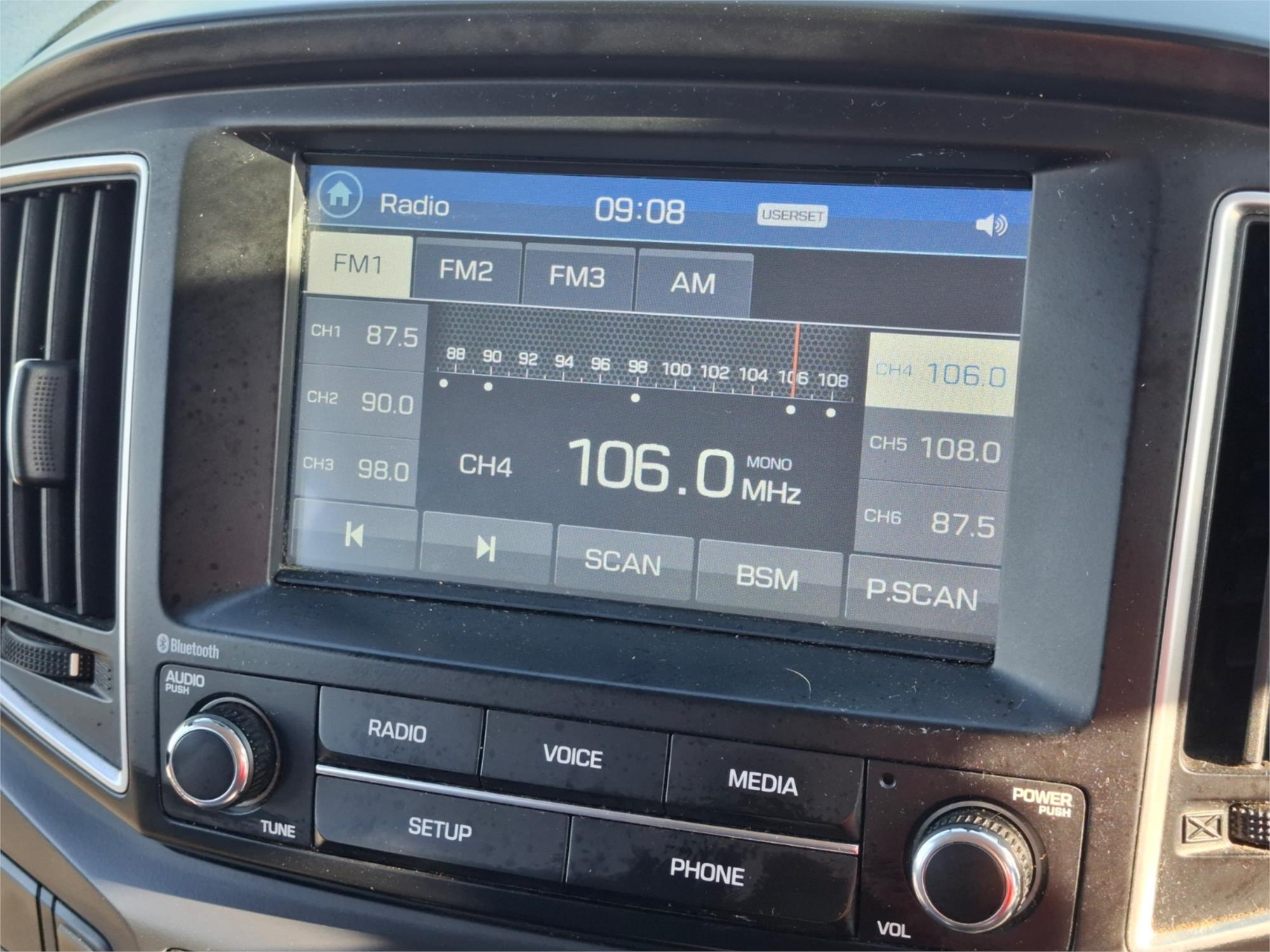2016 HYUNDAI iLOAD TQ3-V SERIES II AUTOMATIC VAN