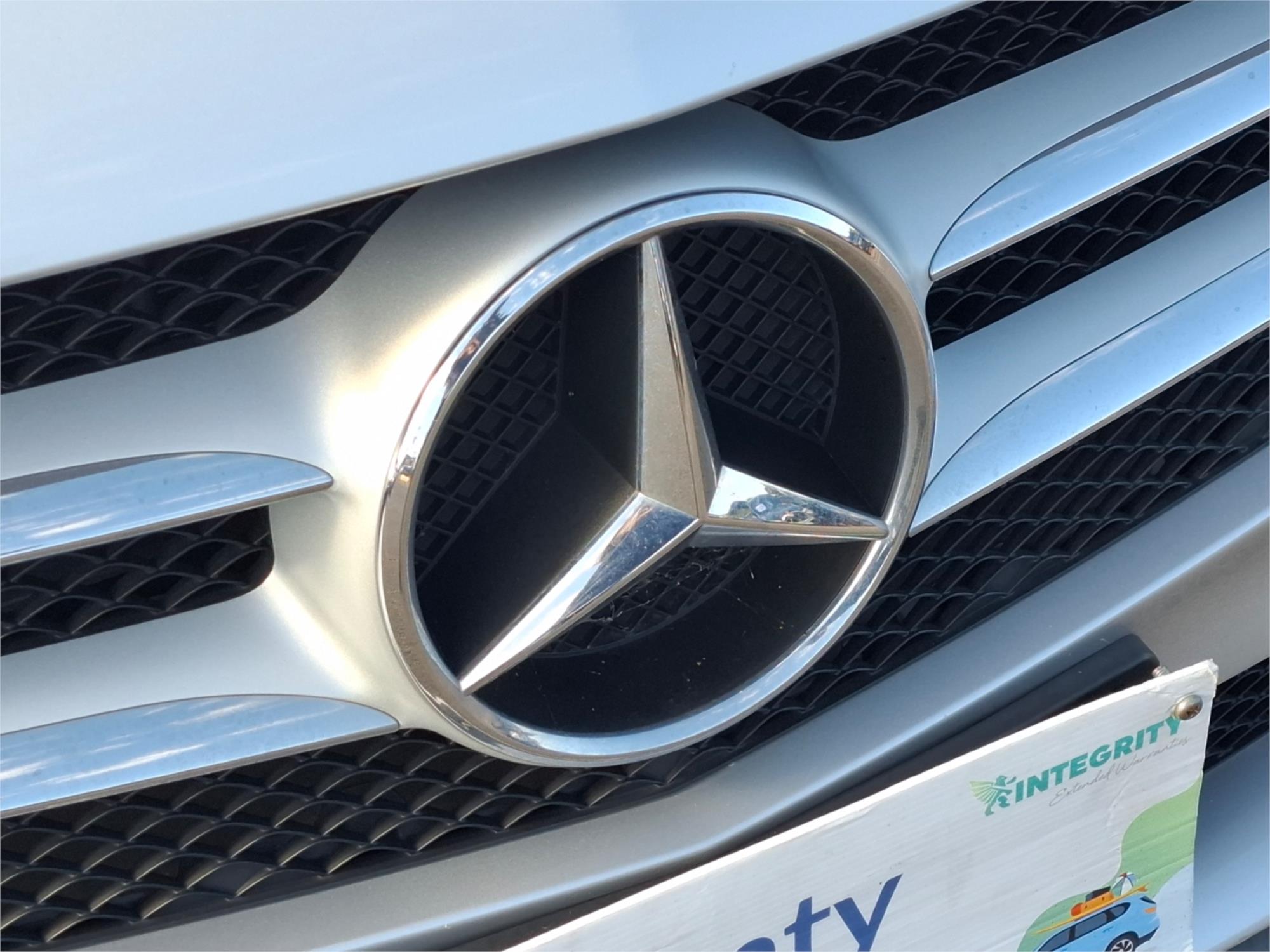 2015 MERCEDES-BENZ C200 205 7 SP AUTOMATIC 4D SEDAN
