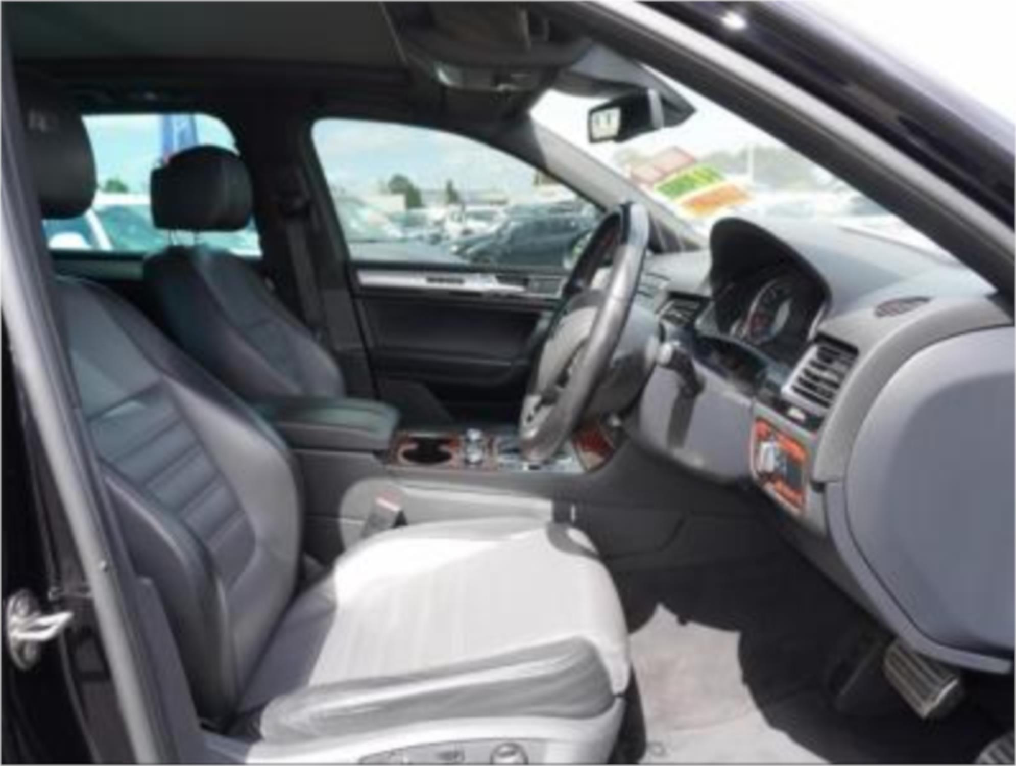 2015 VOLKSWAGEN TOUAREG 7P MY15 V8 TDI R-LINE 8 SP AUTOMATIC 4D WAGON