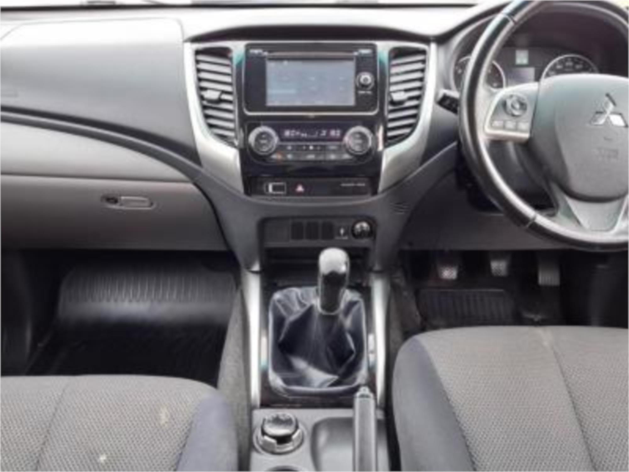 2016 MITSUBISHI TRITON MQ MY16 GLX (4x4) 6 SP MANUAL C/CHAS