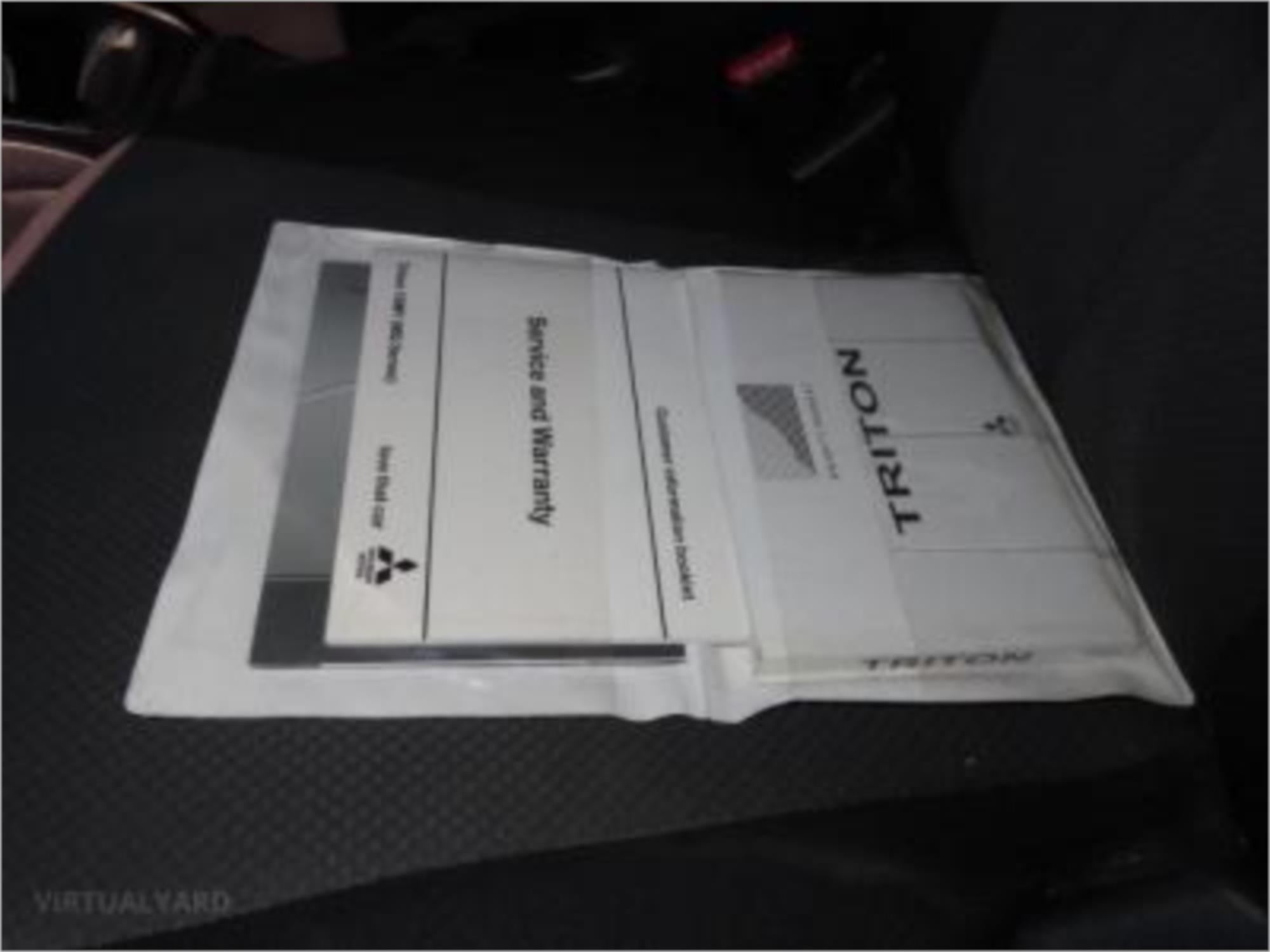 2016 MITSUBISHI TRITON MQ MY16 GLX (4x4) 6 SP MANUAL C/CHAS