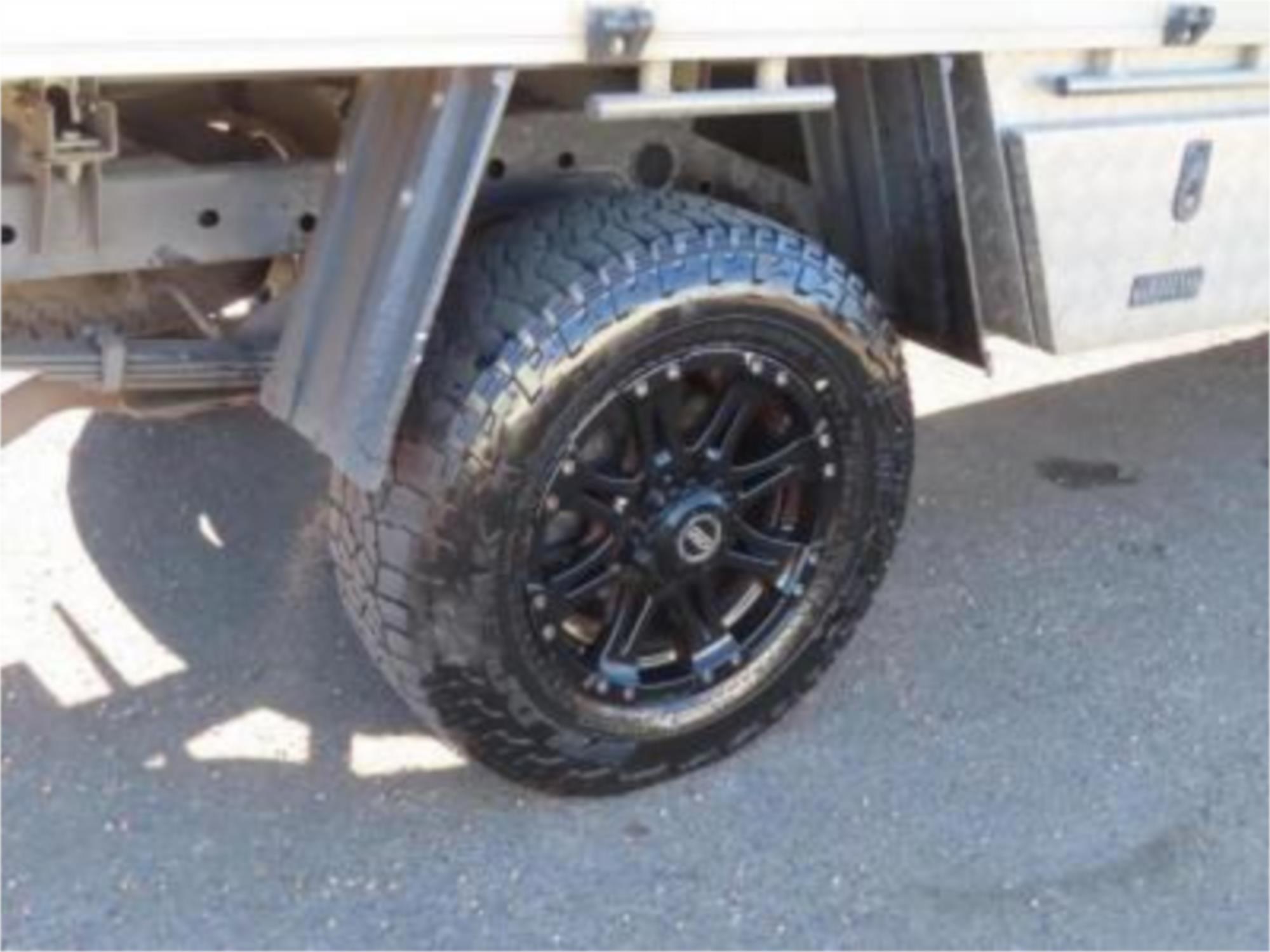 2016 MITSUBISHI TRITON MQ MY16 GLX (4x4) 6 SP MANUAL C/CHAS