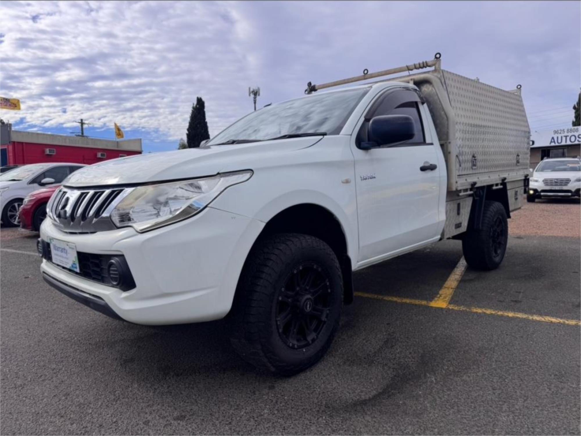 2016 MITSUBISHI TRITON MQ MY16 GLX (4x4) 6 SP MANUAL C/CHAS