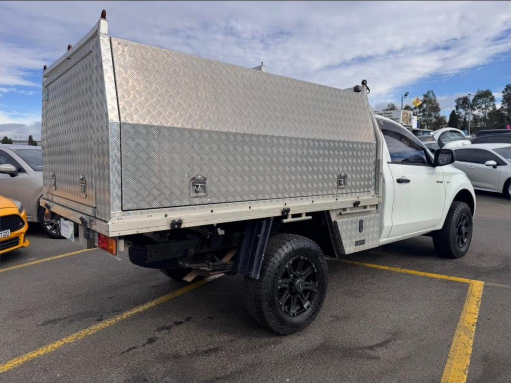 2016 MITSUBISHI TRITON MQ MY16 GLX (4x4) 6 SP MANUAL C/CHAS