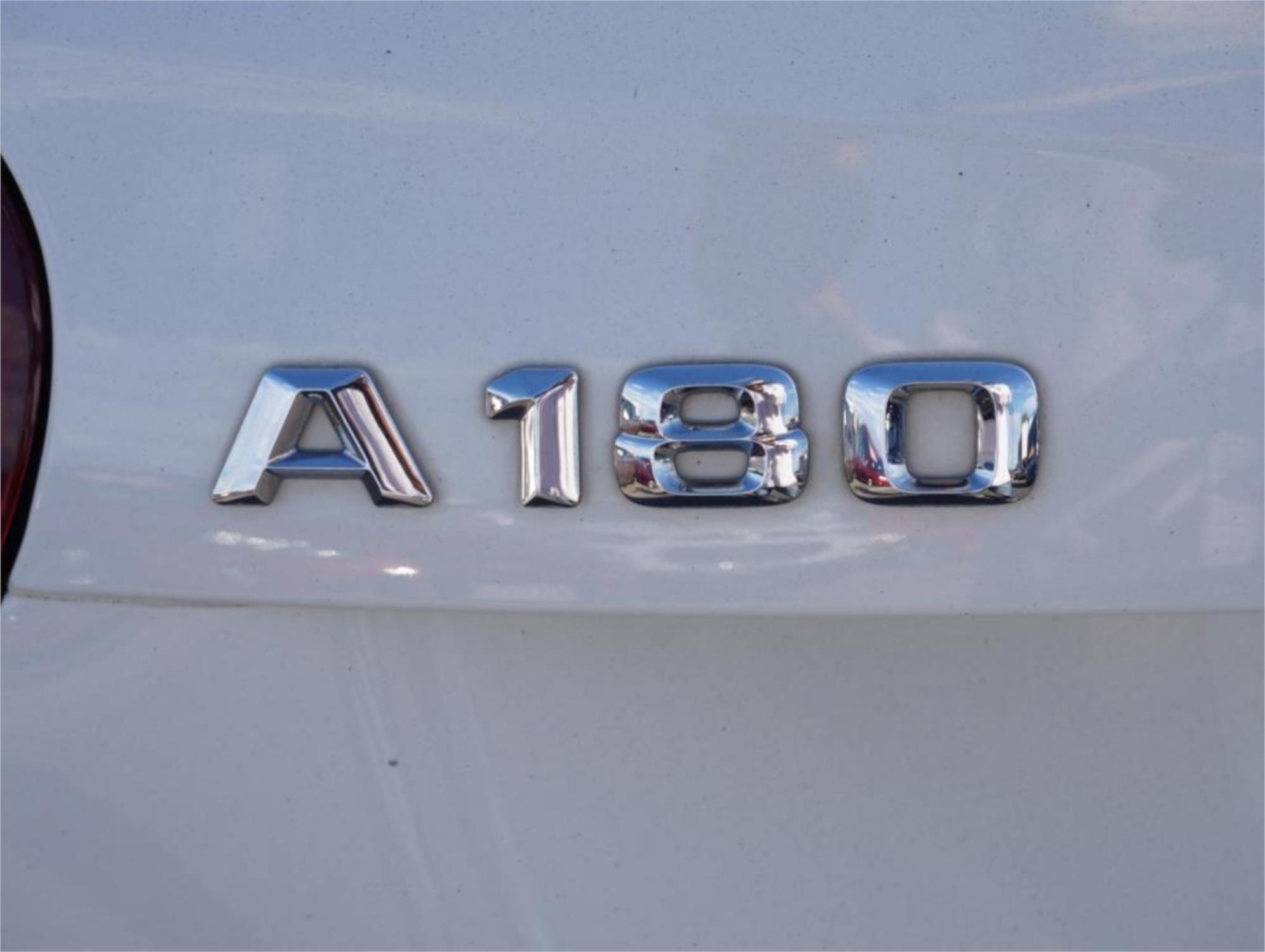 2013 MERCEDES-BENZ A180 176 BE 7 SP AUTOMATIC 5D HATCHBACK