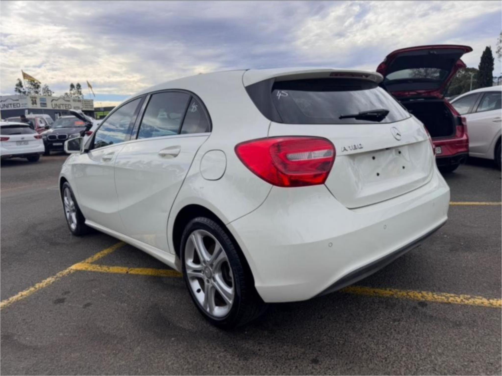 2013 MERCEDES-BENZ A180 176 BE 7 SP AUTOMATIC 5D HATCHBACK