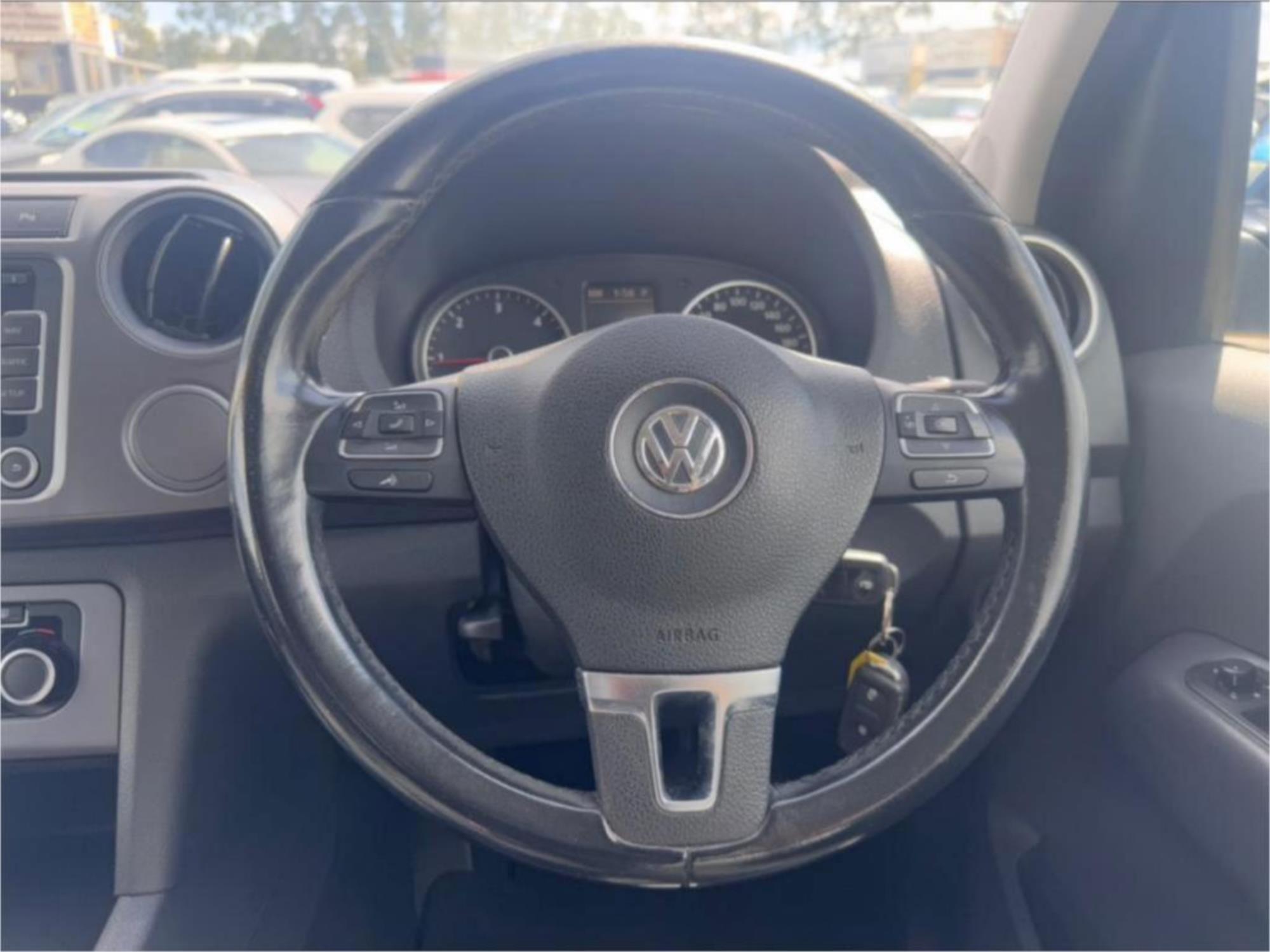 2014 VOLKSWAGEN AMAROK 2H MY14 TDI420 (4x4) 8 SP AUTOMATIC DUAL C/CHAS