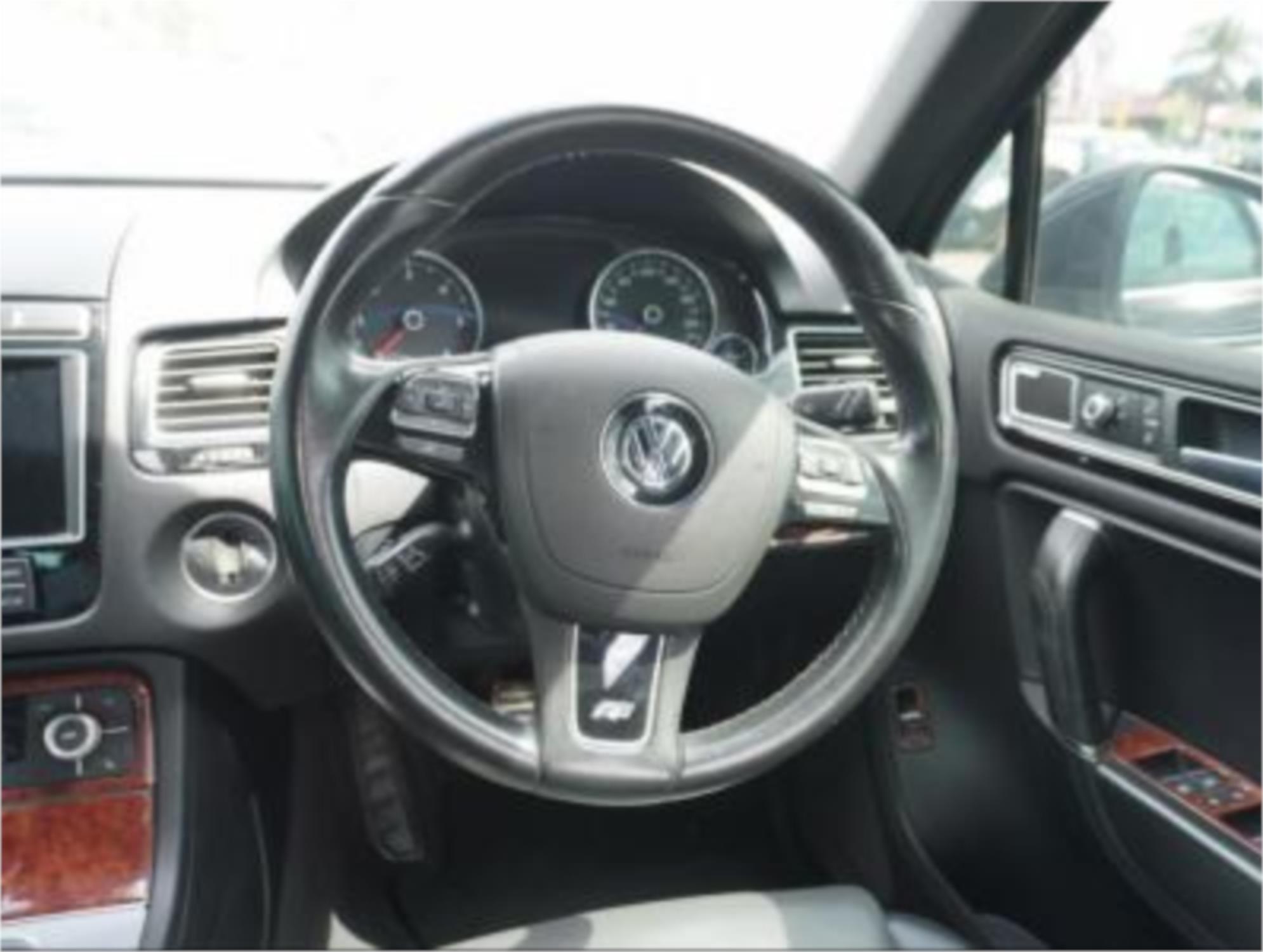 2015 VOLKSWAGEN TOUAREG 7P MY15 V8 TDI R-LINE 8 SP AUTOMATIC 4D WAGON