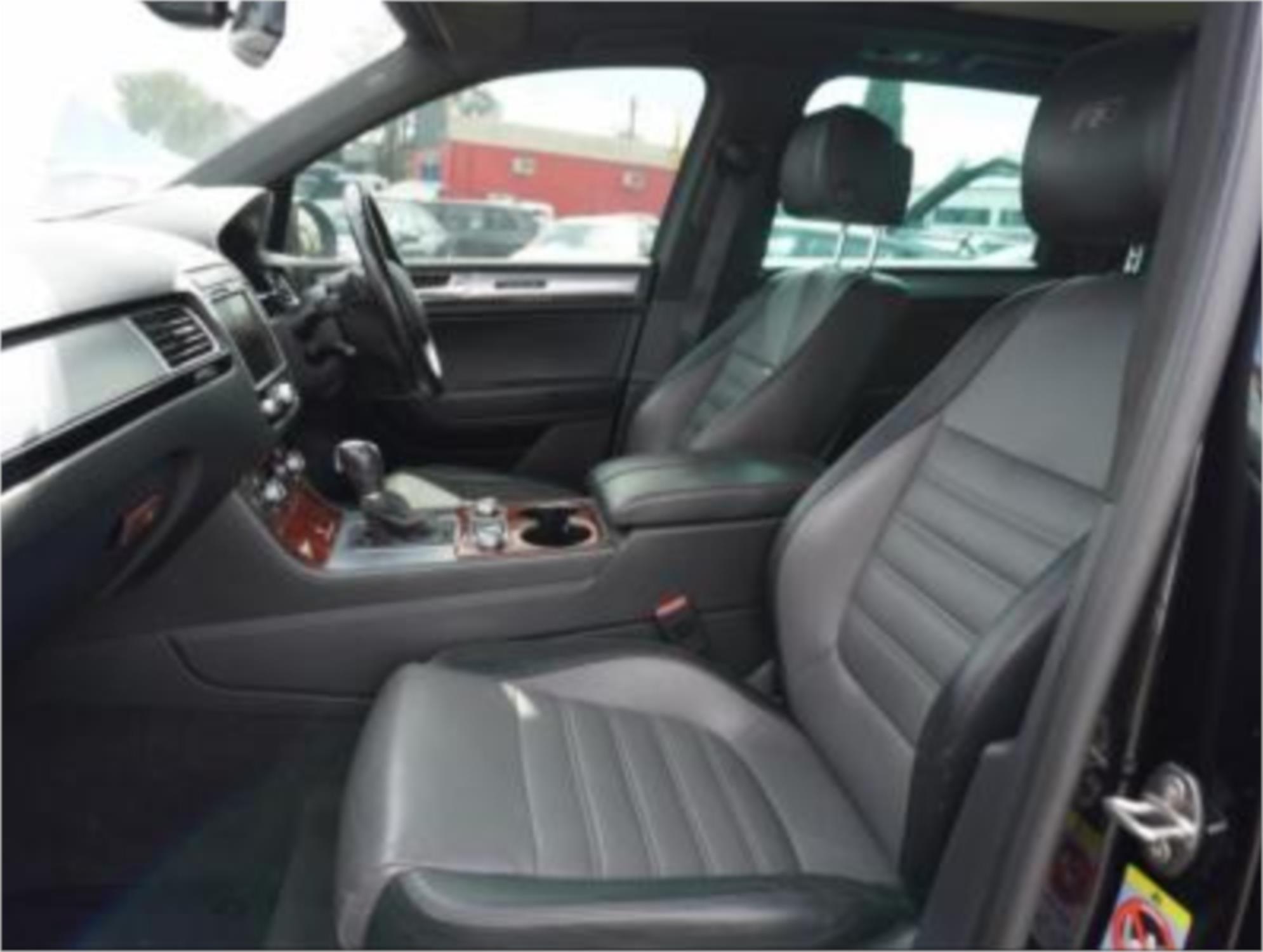 2015 VOLKSWAGEN TOUAREG 7P MY15 V8 TDI R-LINE 8 SP AUTOMATIC 4D WAGON