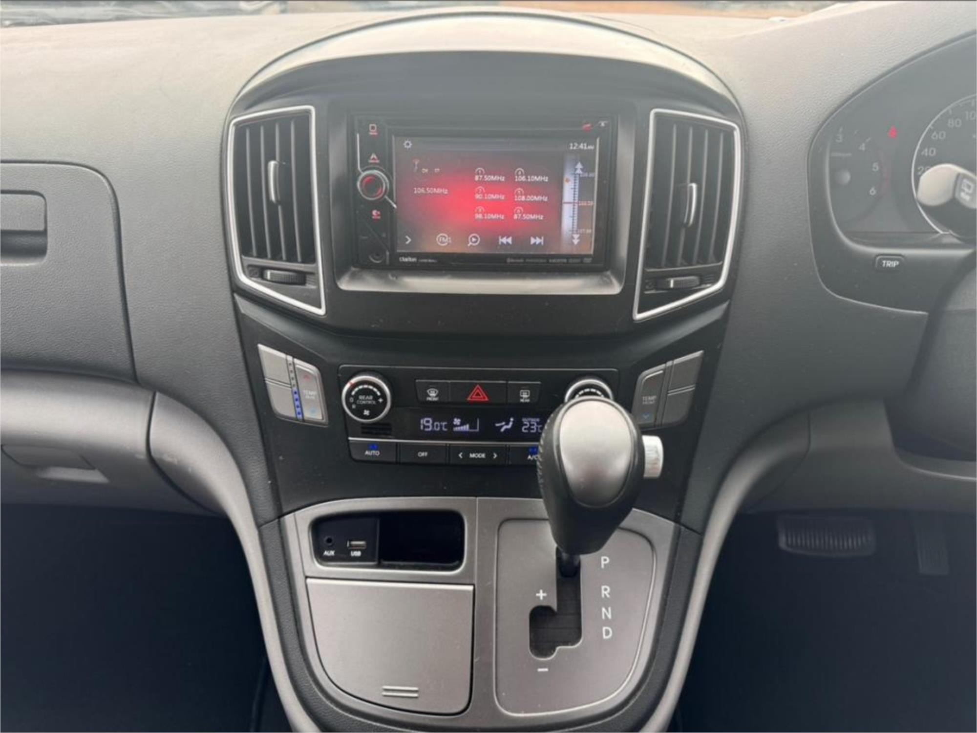 2019 HYUNDAI iMAX TQ4 MY20 ACTIVE 5 SP AUTOMATIC 4D WAGON