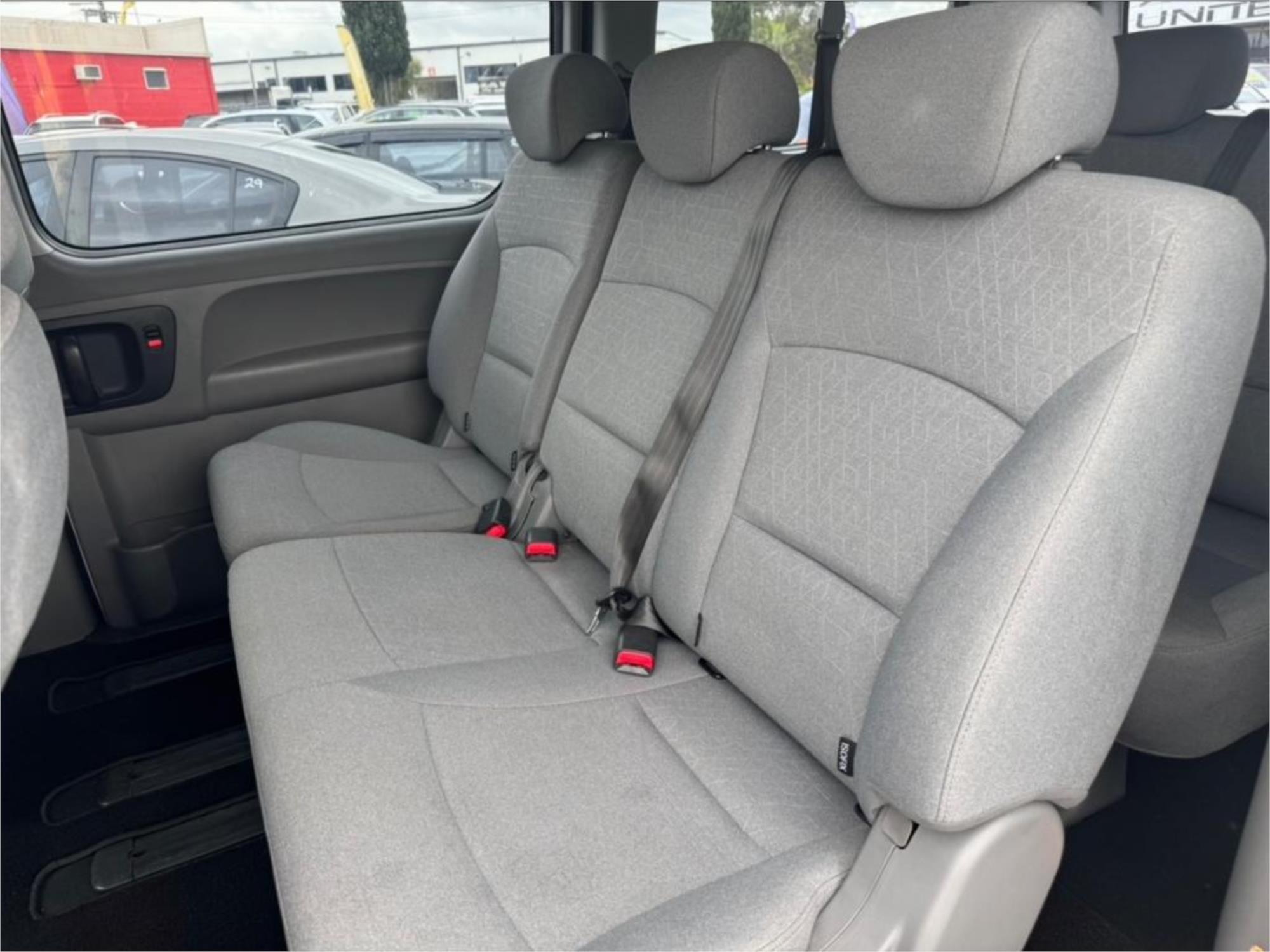 2019 HYUNDAI iMAX TQ4 MY20 ACTIVE 5 SP AUTOMATIC 4D WAGON