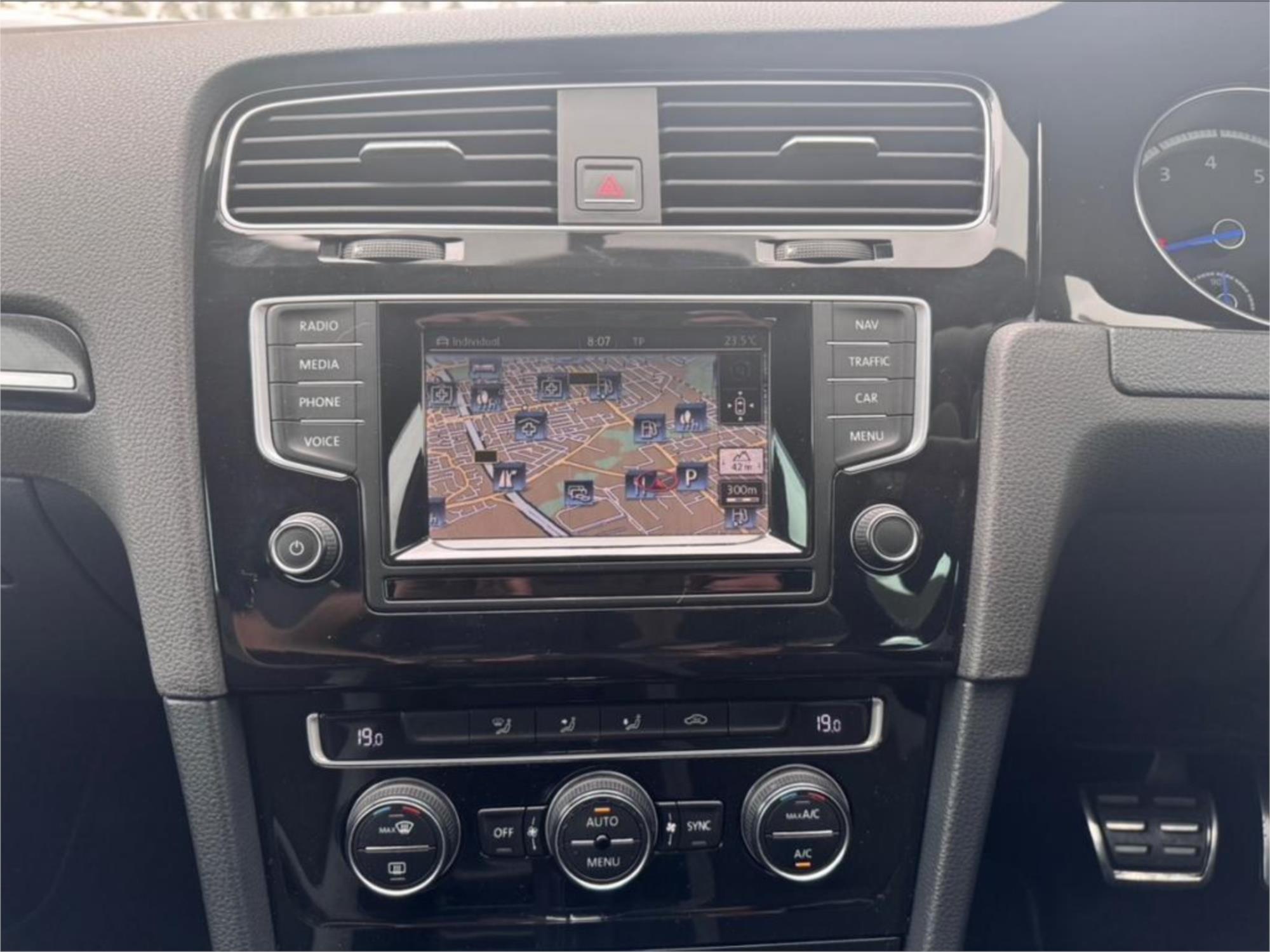 2015 VOLKSWAGEN GOLF AU MY15 R 6 SP AUTO DIRECT SHIFT 5D HATCHBACK