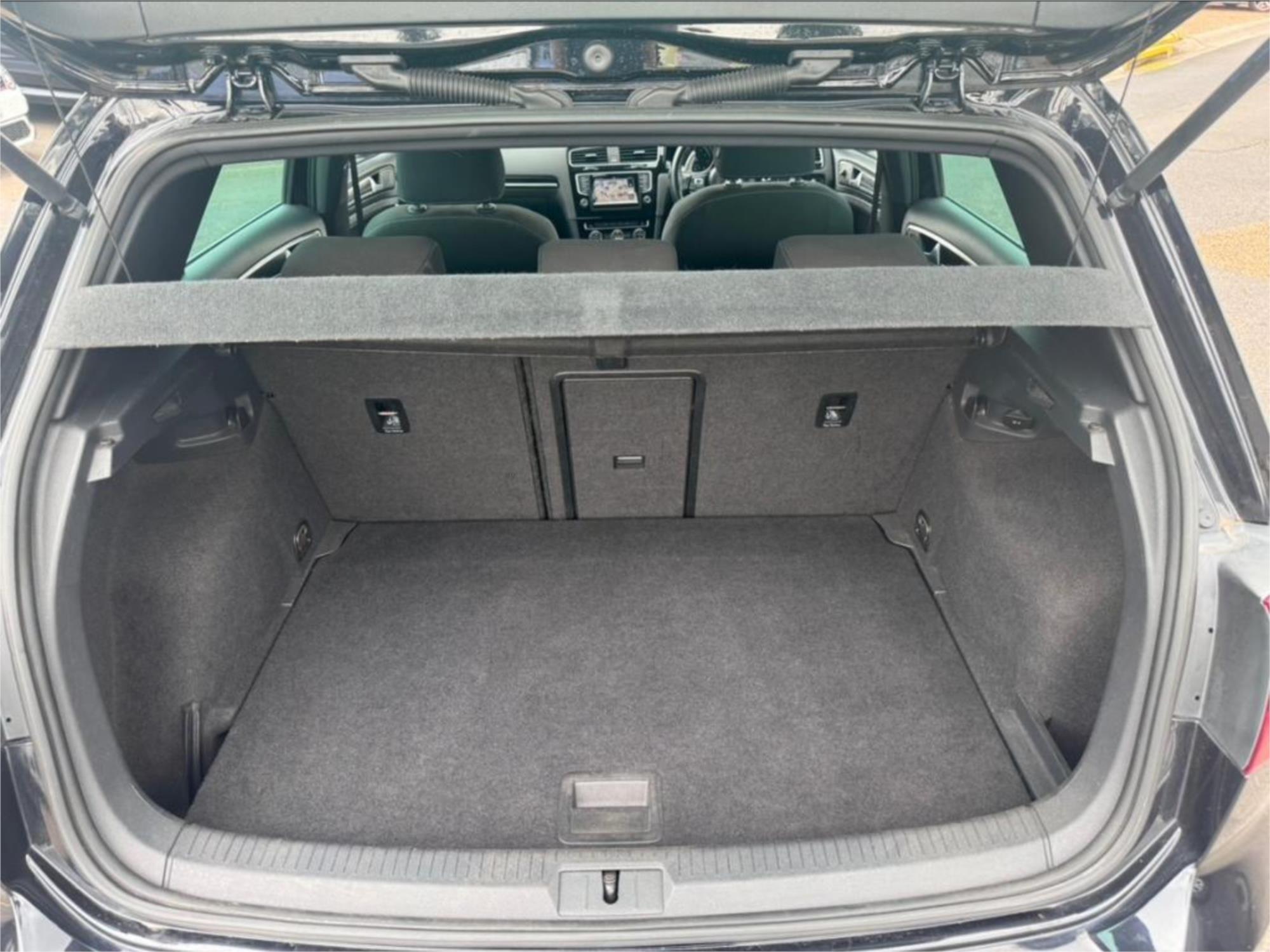 2015 VOLKSWAGEN GOLF AU MY15 R 6 SP AUTO DIRECT SHIFT 5D HATCHBACK