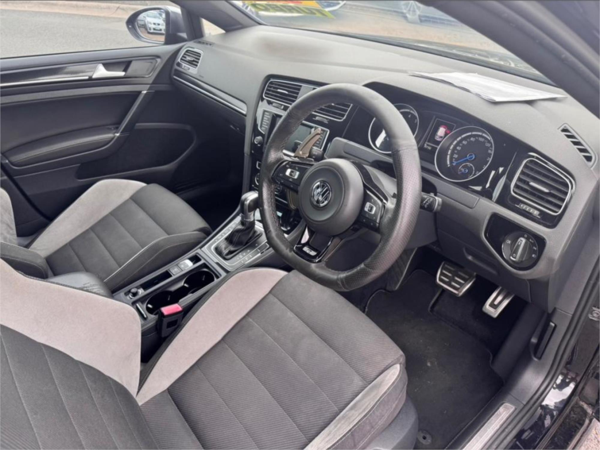 2015 VOLKSWAGEN GOLF AU MY15 R 6 SP AUTO DIRECT SHIFT 5D HATCHBACK