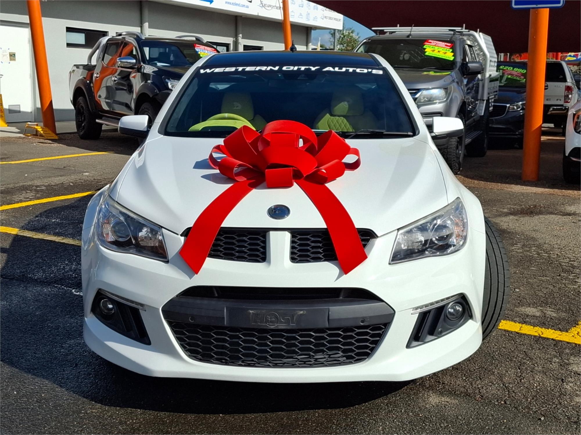 2013 HSV MALOO GEN F R8 6 SP MANUAL UTILITY