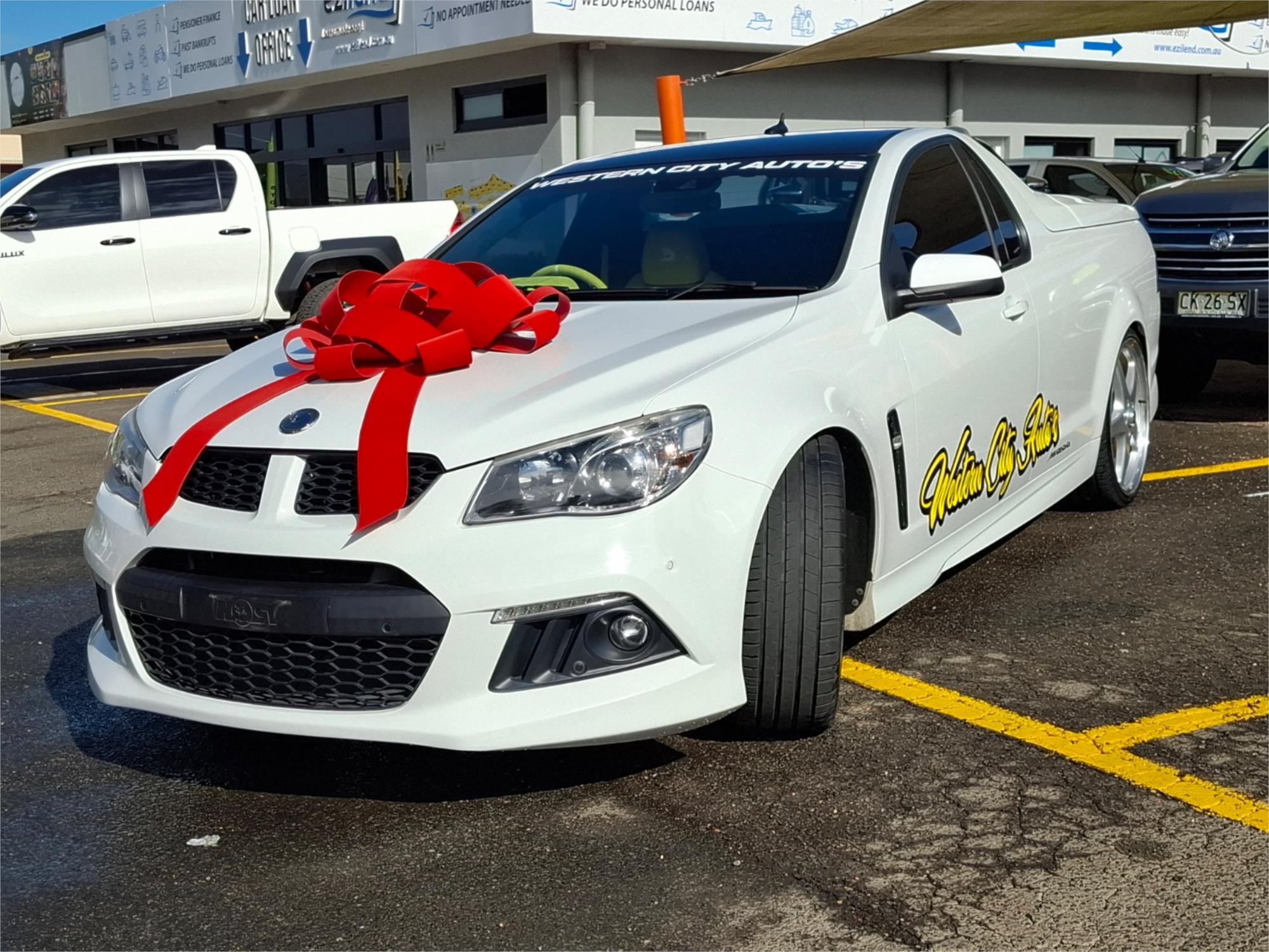 2013 HSV MALOO GEN F R8 6 SP MANUAL UTILITY