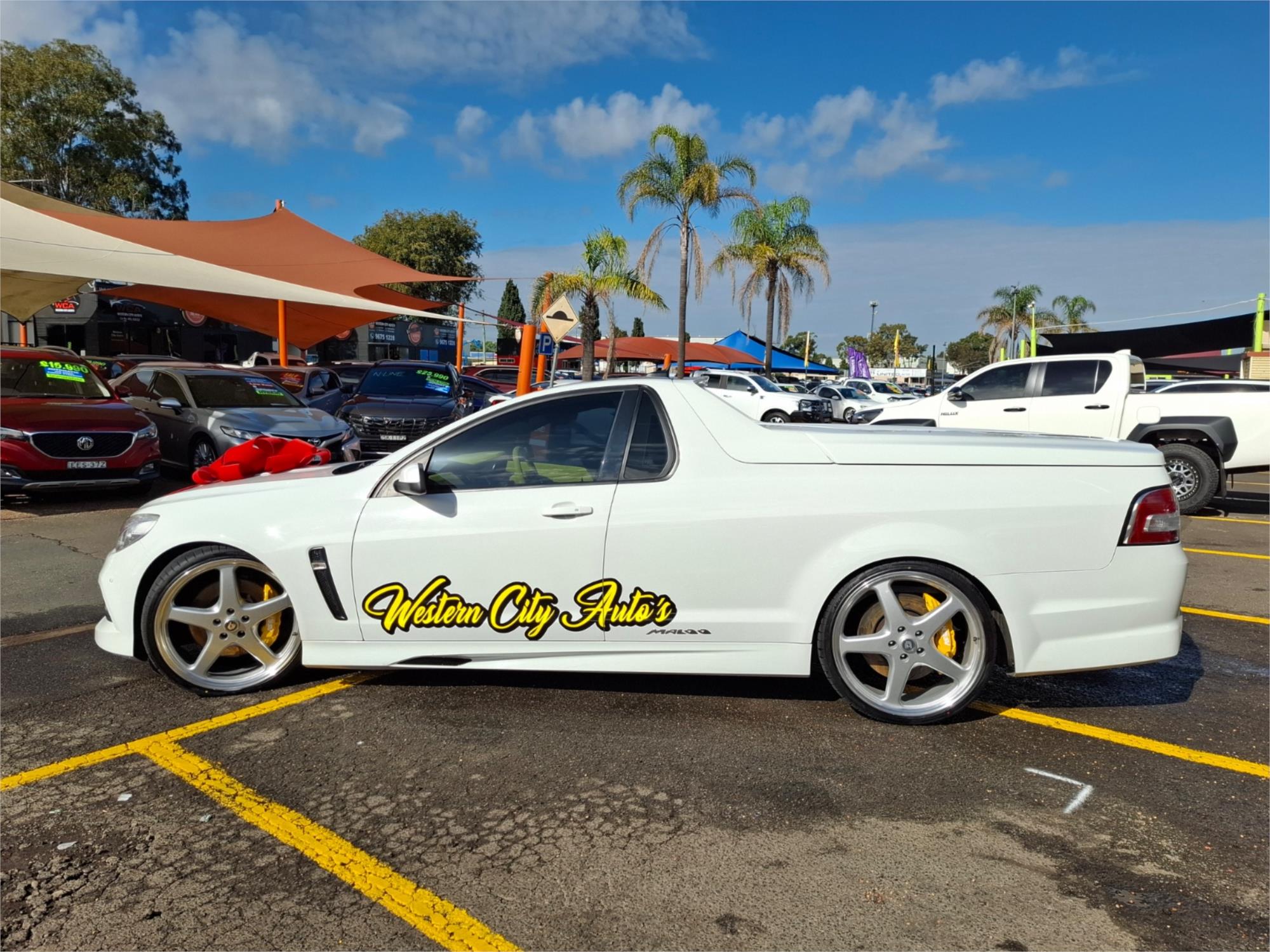 2013 HSV MALOO GEN F R8 6 SP MANUAL UTILITY