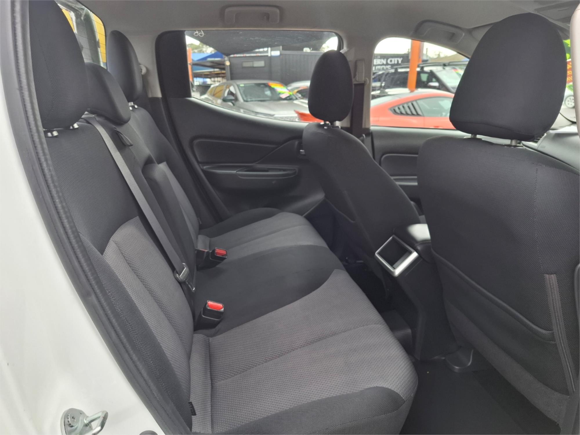 2019 MITSUBISHI TRITON MR GLX+ SPORTS AUTOMATIC UTILITY