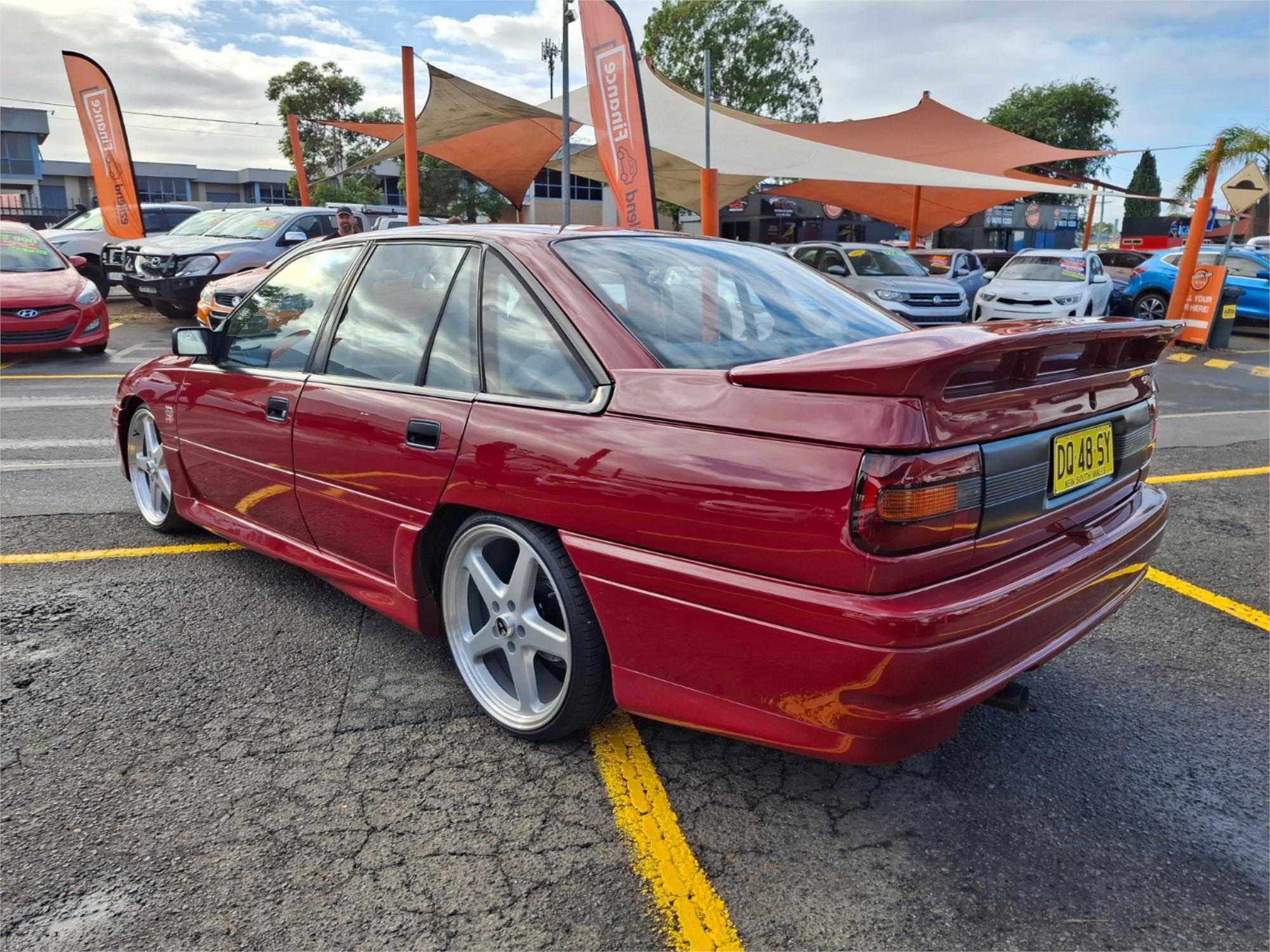 1990 HOLDEN BERLINA VN 4 SP AUTOMATIC 4D SEDAN