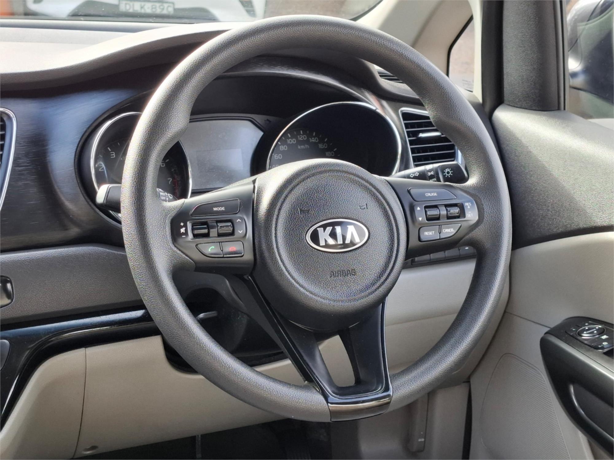 2017 KIA CARNIVAL YP MY18 S 6 SP AUTOMATIC 4D WAGON