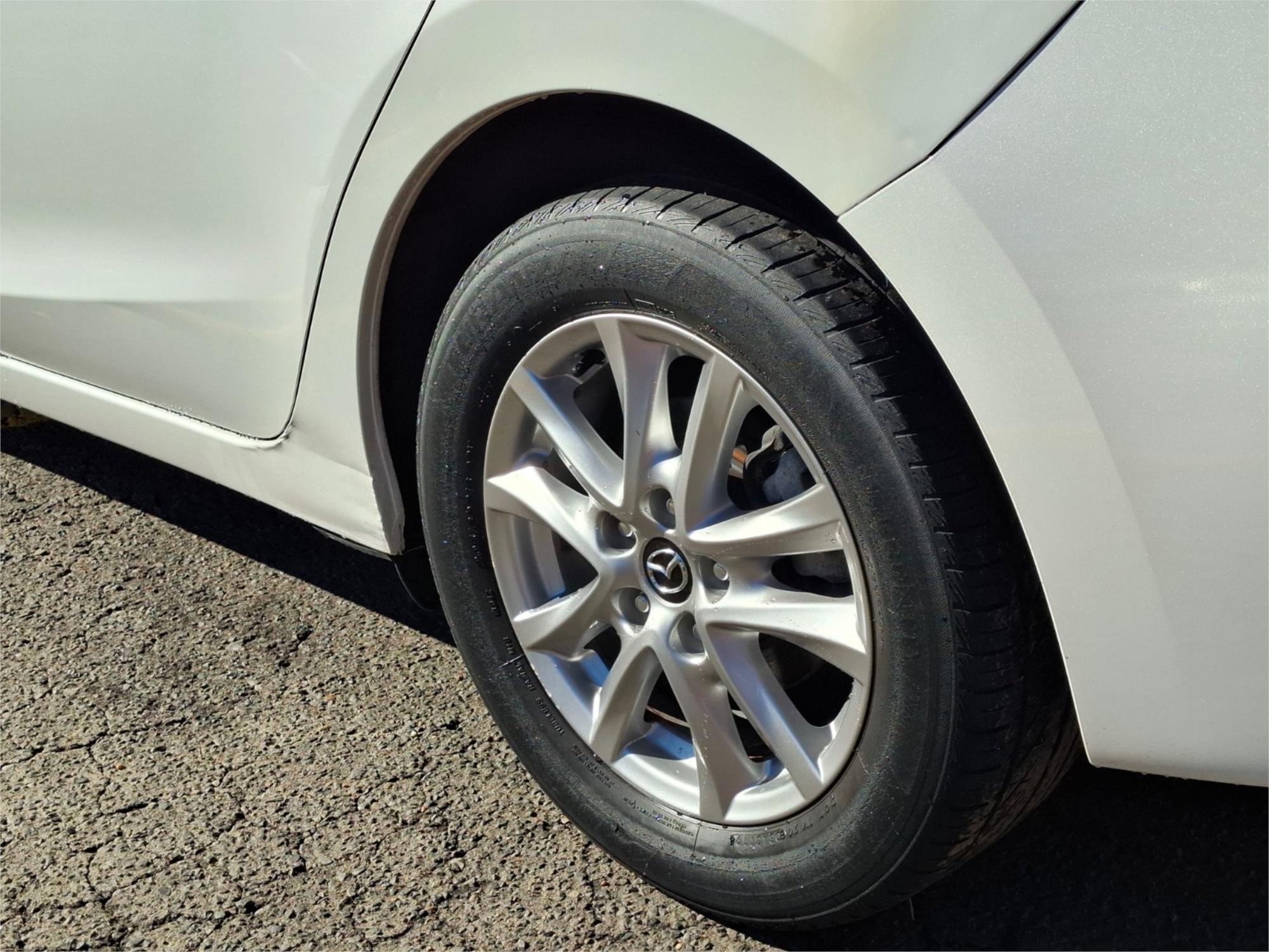 2015 MAZDA MAZDA3 BM MY15 TOURING 6 SP AUTOMATIC 4D SEDAN
