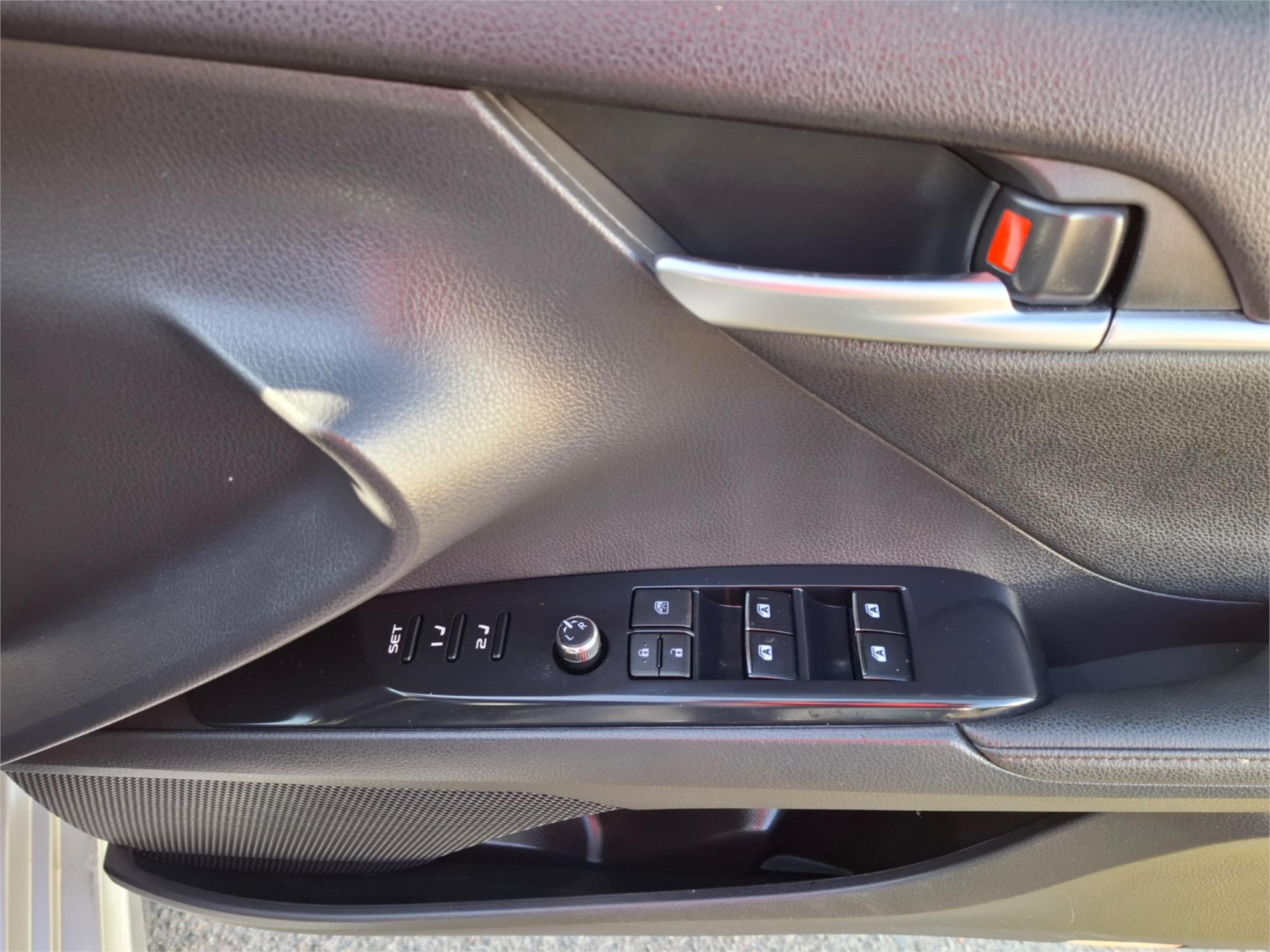 2018 TOYOTA CAMRY AXVH71R MY19 SL HYBRID CONTINUOUS VARIABLE 4D SEDAN