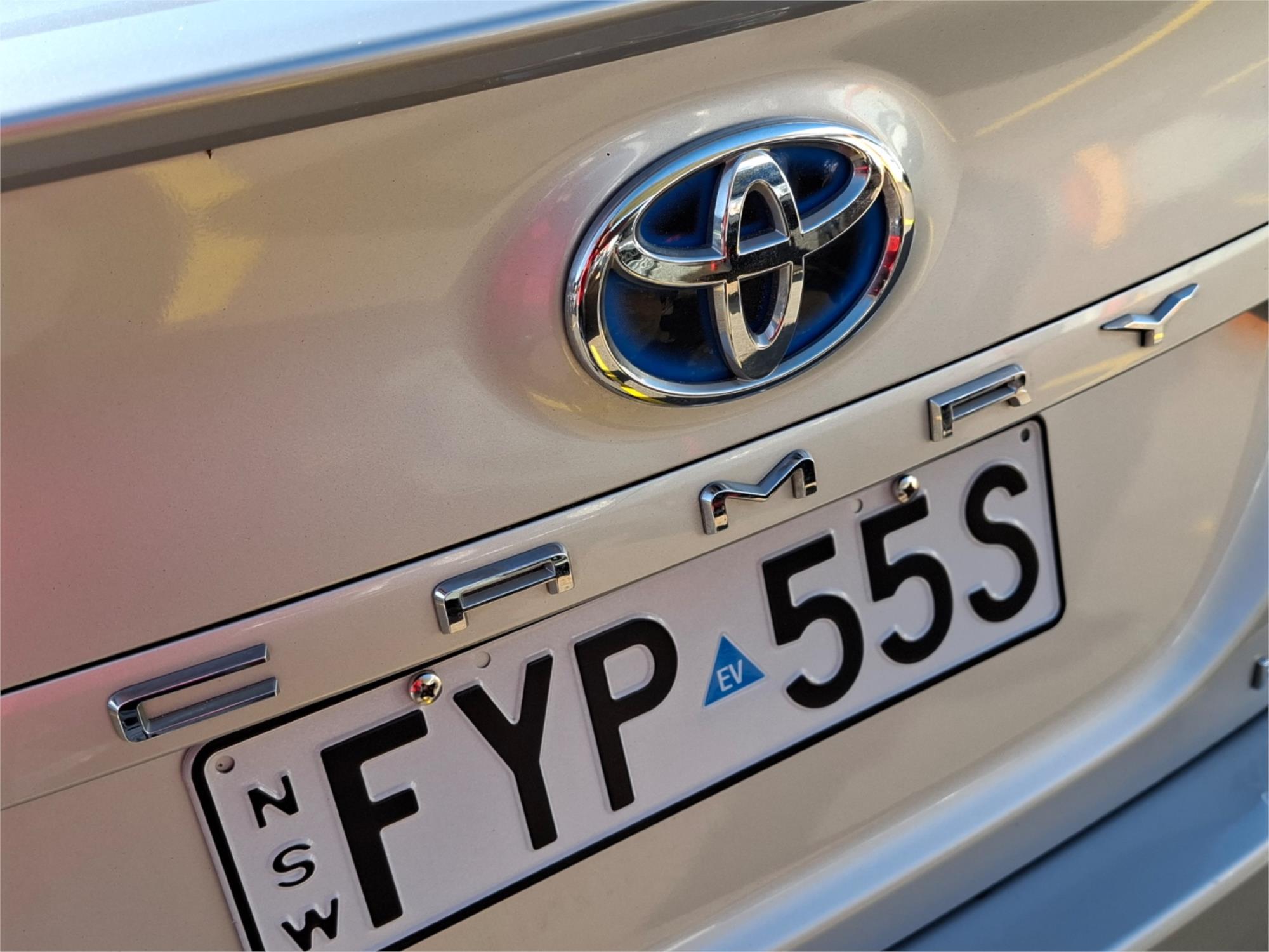 2018 TOYOTA CAMRY AXVH71R MY19 SL HYBRID CONTINUOUS VARIABLE 4D SEDAN