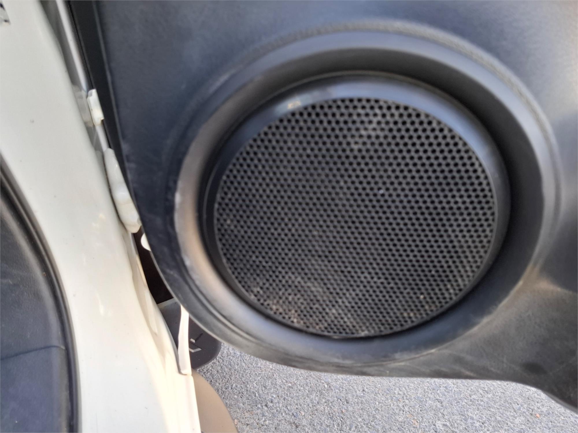 2015 TOYOTA HILUX GUN136R SR HI-RIDER 6 SP AUTOMATIC DUAL CAB UTILITY