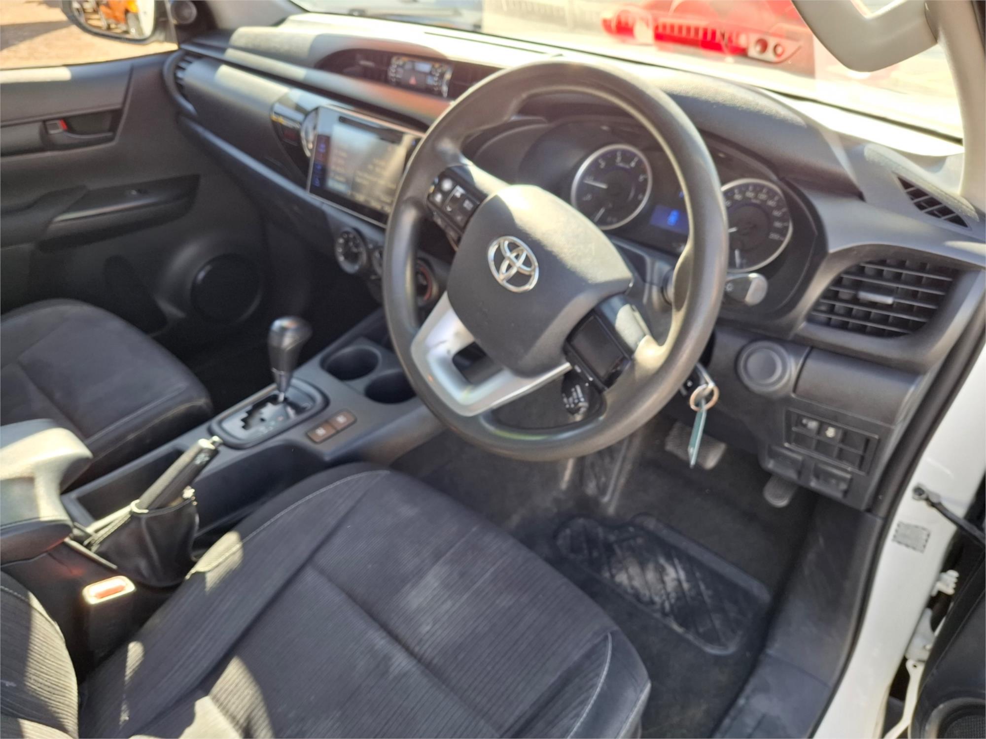 2015 TOYOTA HILUX GUN136R SR HI-RIDER 6 SP AUTOMATIC DUAL CAB UTILITY