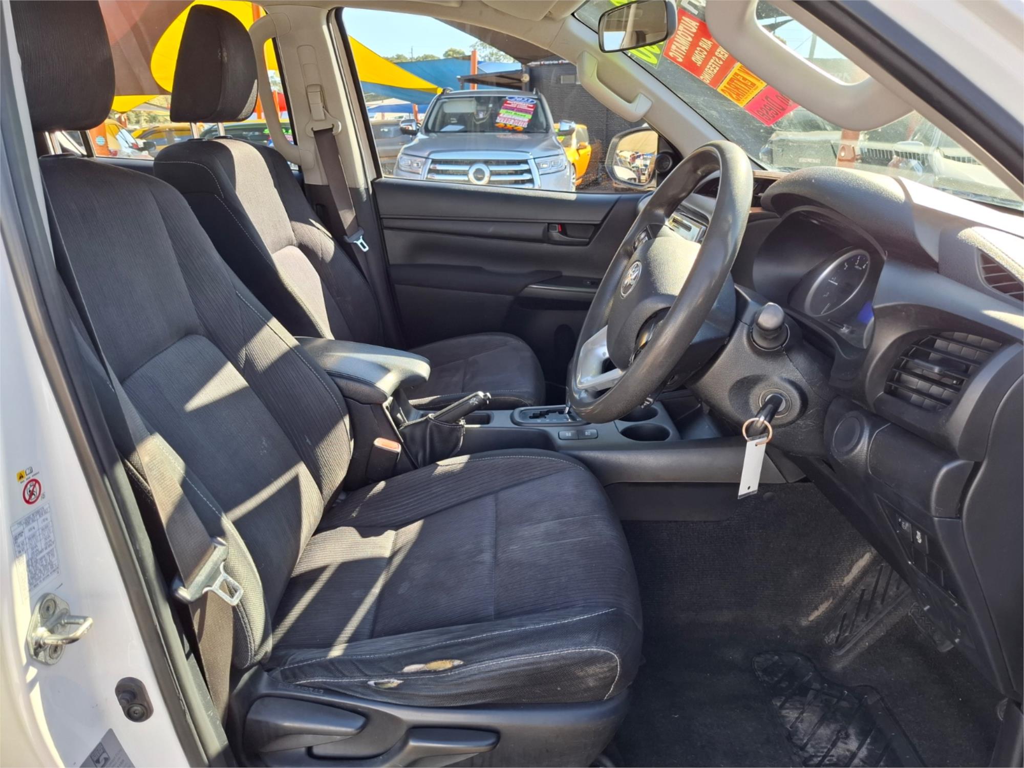2015 TOYOTA HILUX GUN136R SR HI-RIDER 6 SP AUTOMATIC DUAL CAB UTILITY