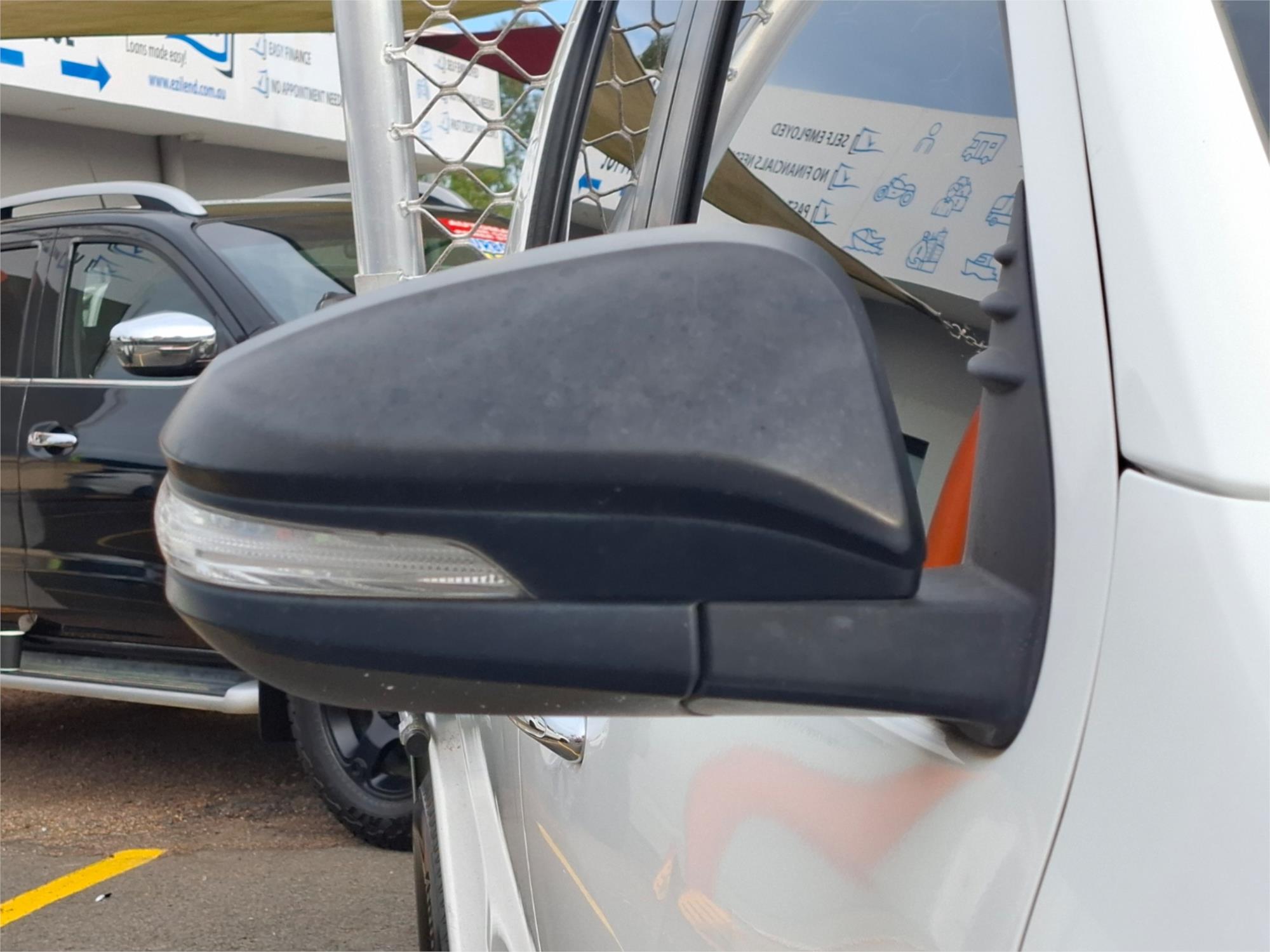 2016 TOYOTA HILUX GUN136R SR HI-RIDER 6 SP MANUAL DUAL CAB UTILITY