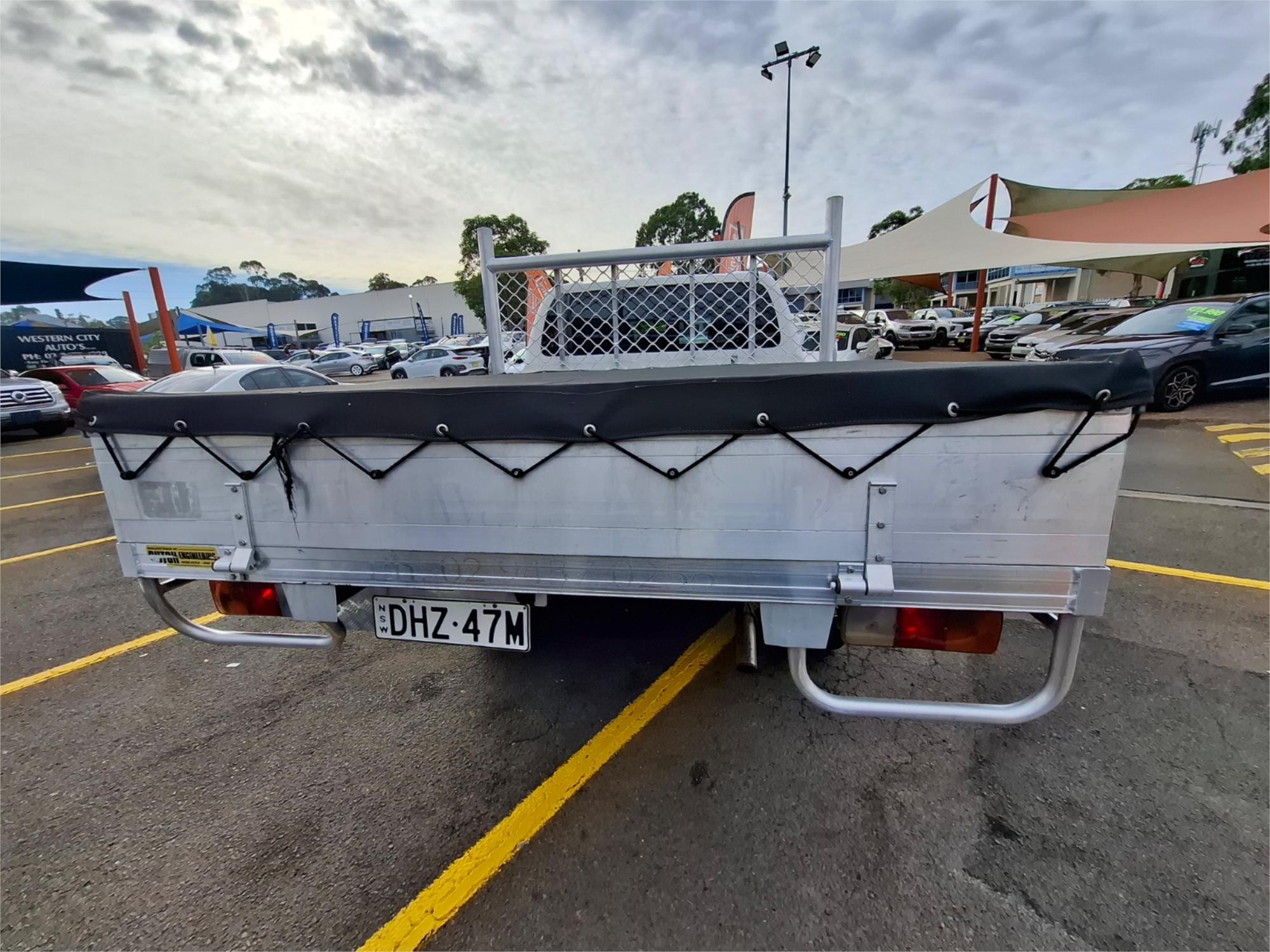 2016 TOYOTA HILUX GUN136R SR HI-RIDER 6 SP MANUAL DUAL CAB UTILITY